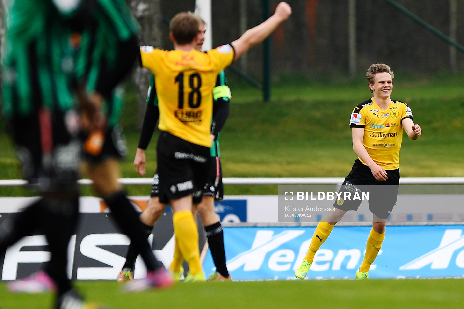 Frejs Lukas Sunesson jublar