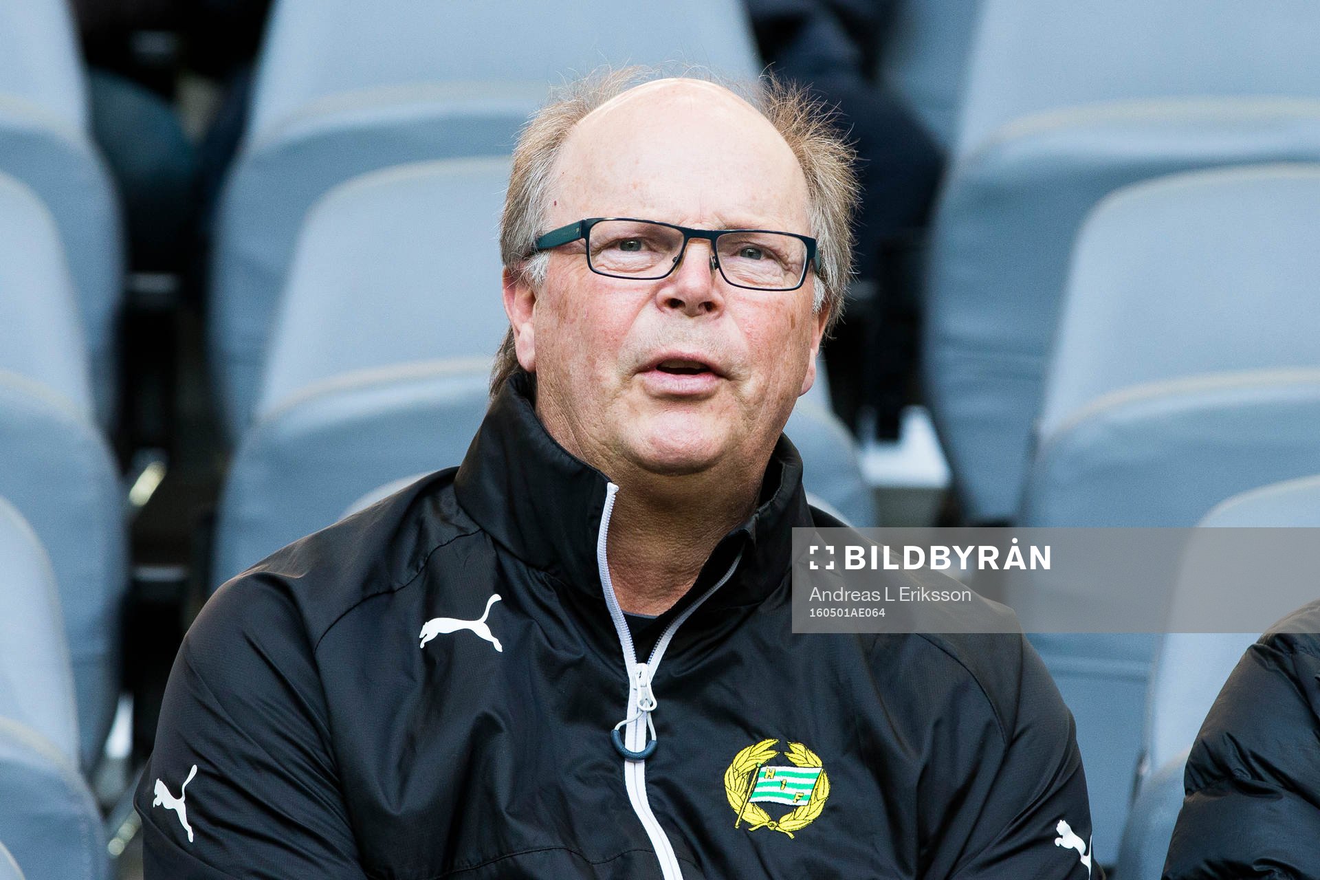 Hammarbys fystränare Cleas Hellgren innan fotbollsmatchen