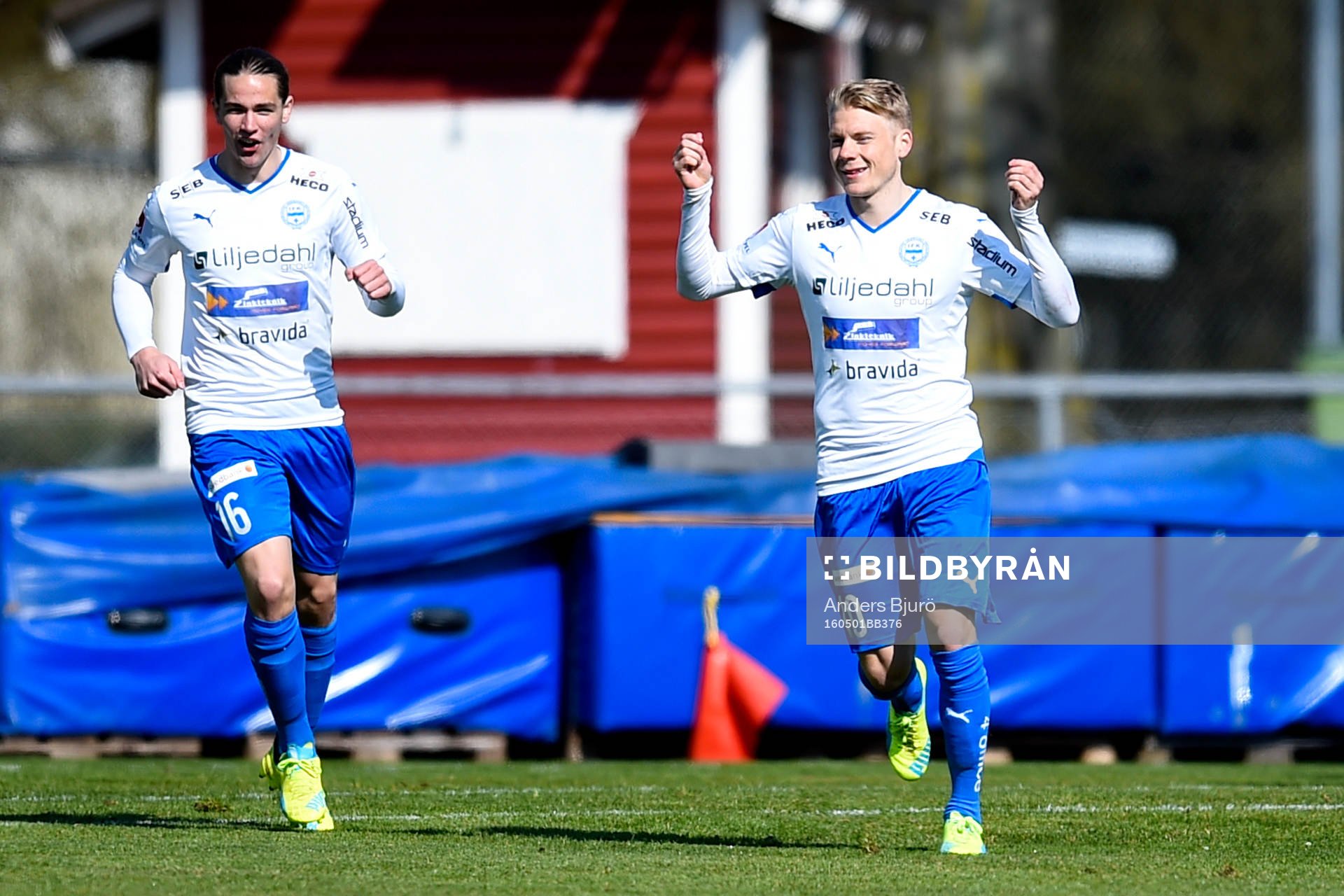 Värnamos Johan Svahn jublar