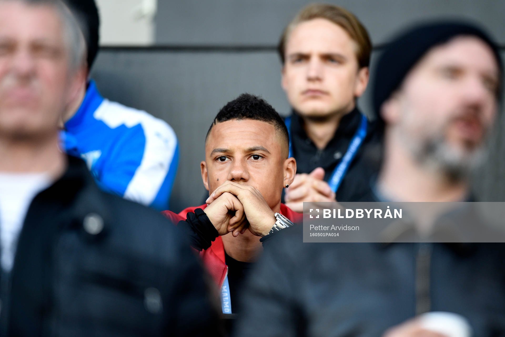 Malmö FFs Tobias Sana på läktaren