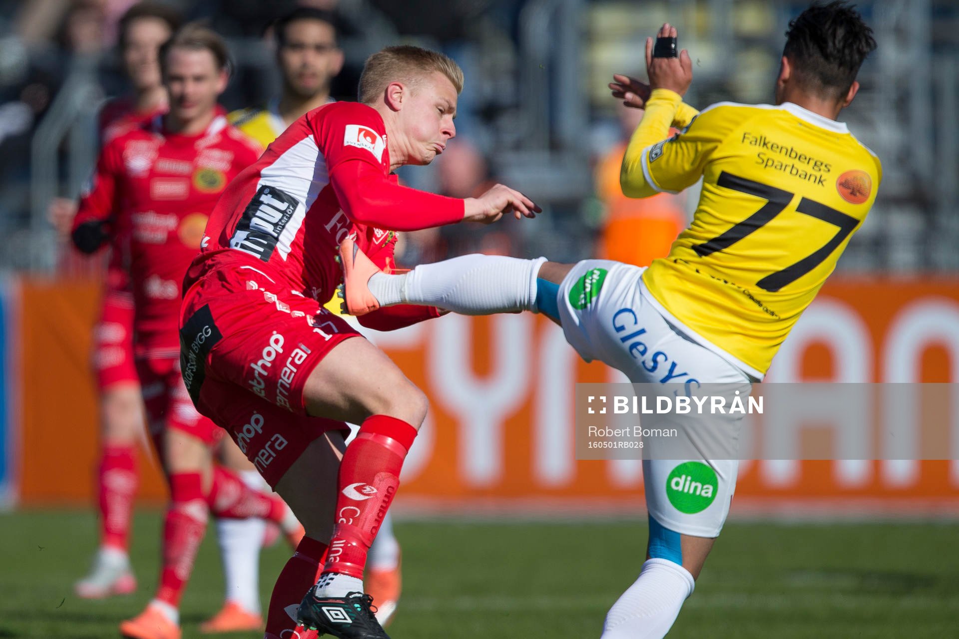 Elfsborgs Per Frick och Falkenbergs Kamal Mustafa (med