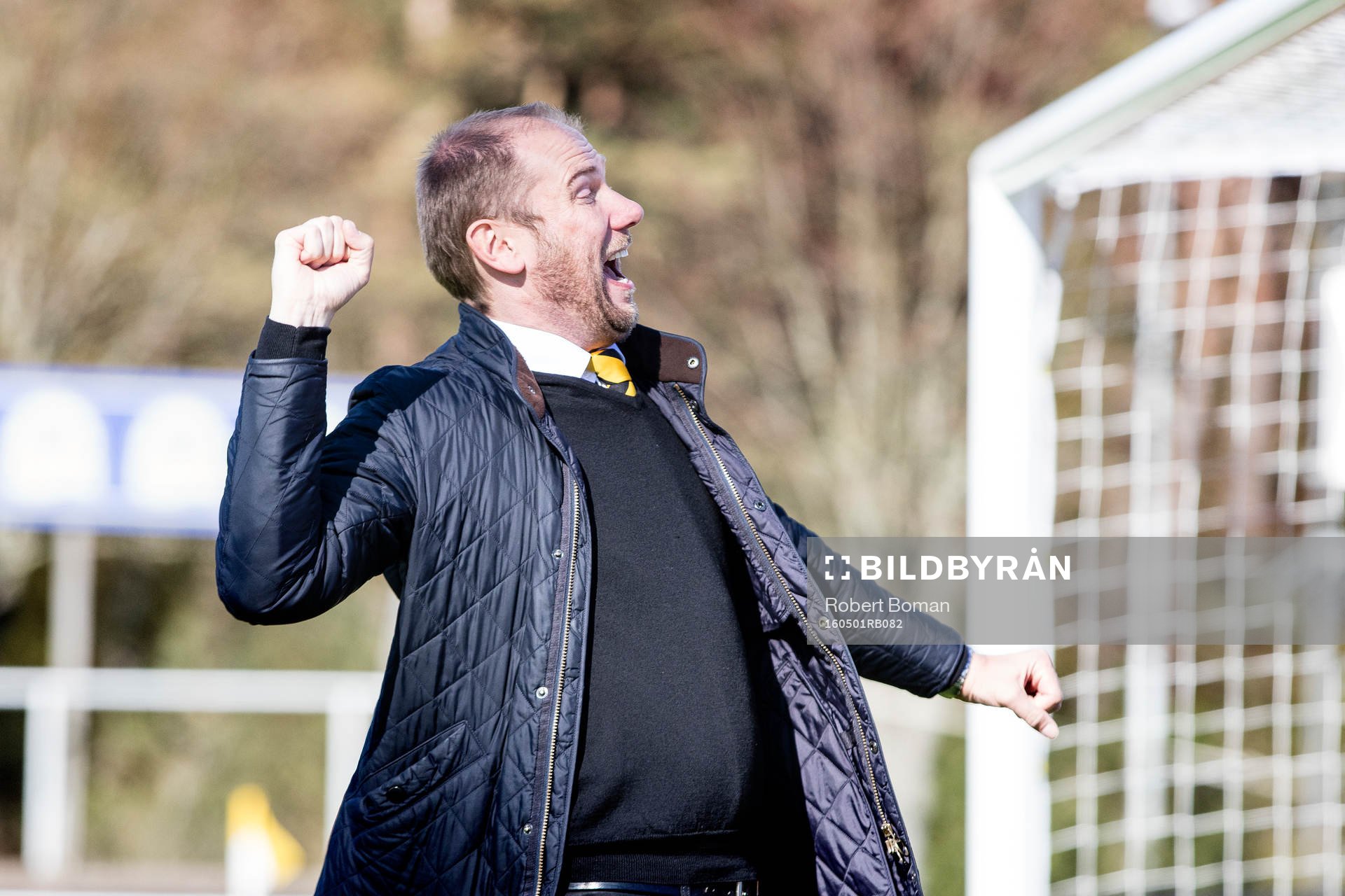 Elfsborgs manager Magnus Haglund jublar