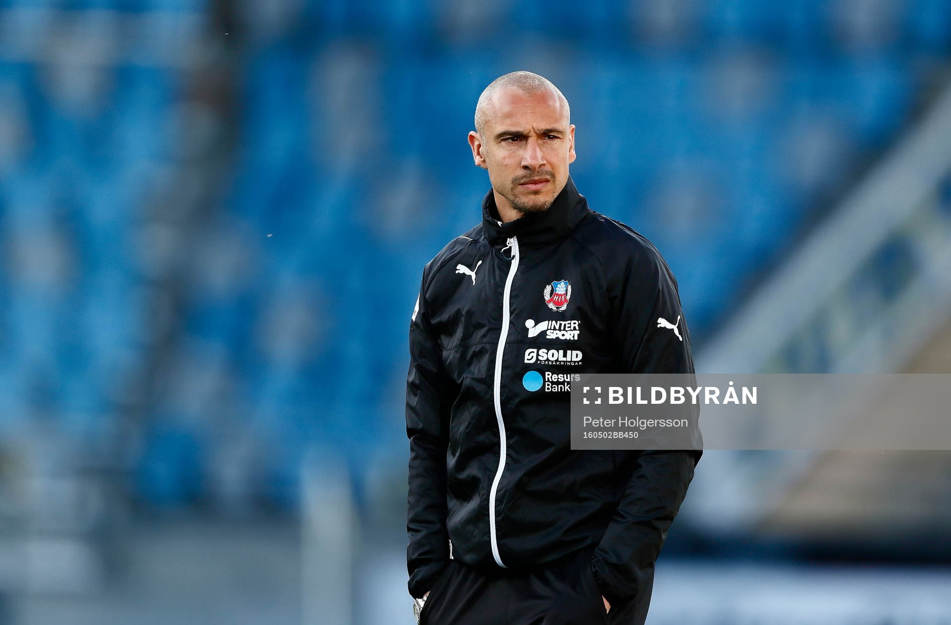 Helsingborgs tränare Henrik Larsson deppar
