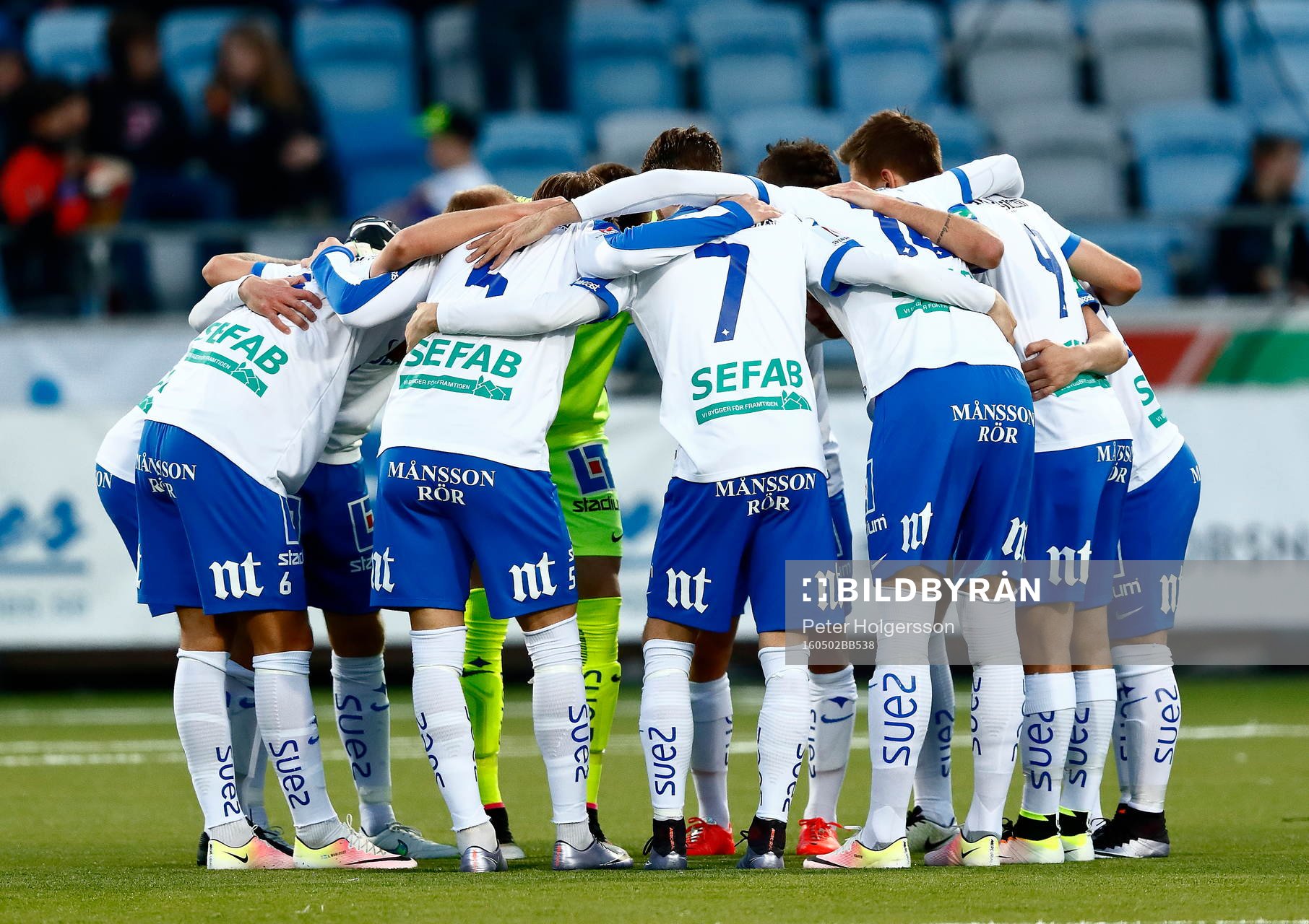 Norrköpings startelva under fotbollsmatchen i Allsvenskan mellan Norrköping och Helsingborg den 2 maj 2016 i Norrköping.