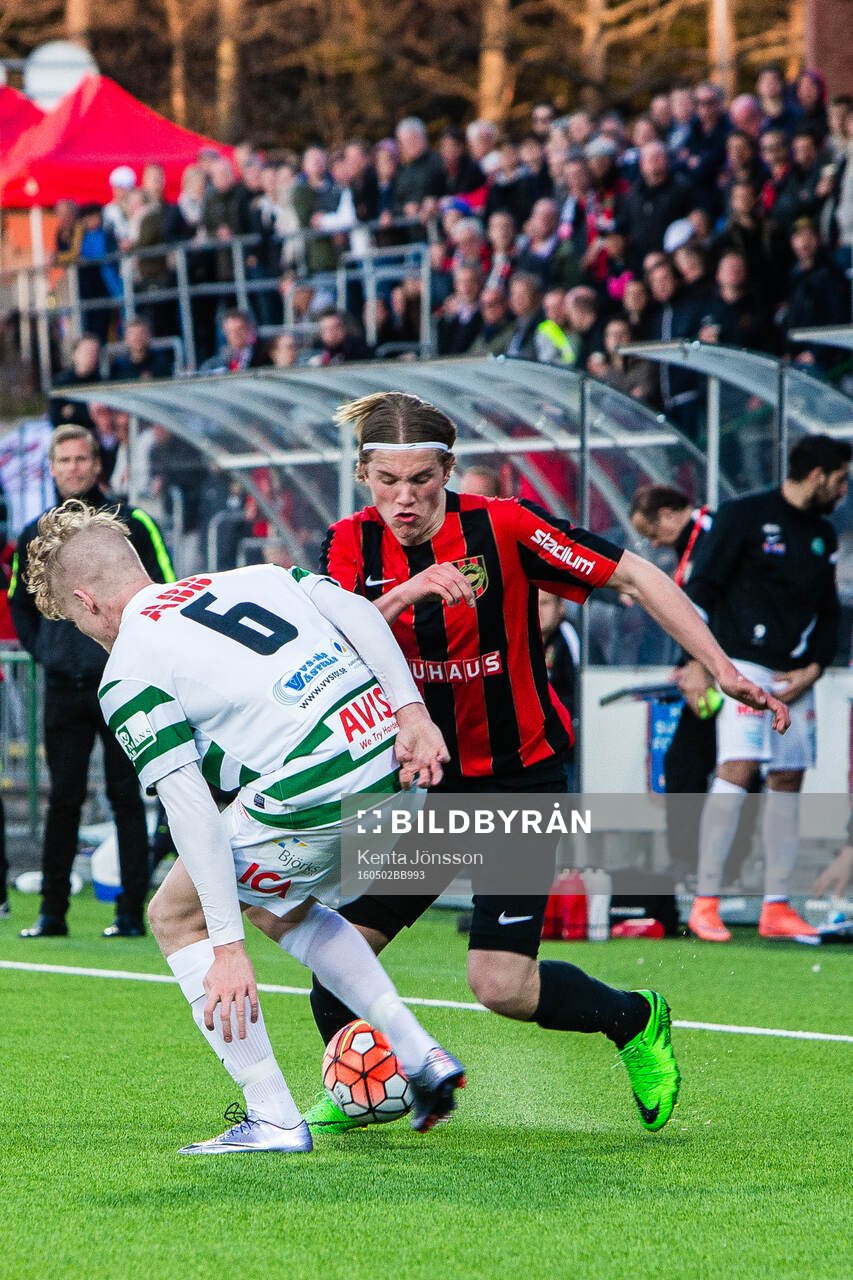 Brommapojkarnas Viktor Gyökeres och Västerås Simon
