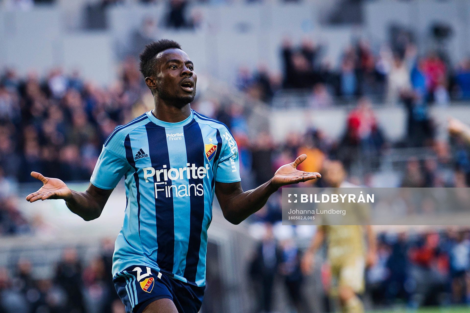 Djurgårdens Sam Johnson gör 1-0 och jublar