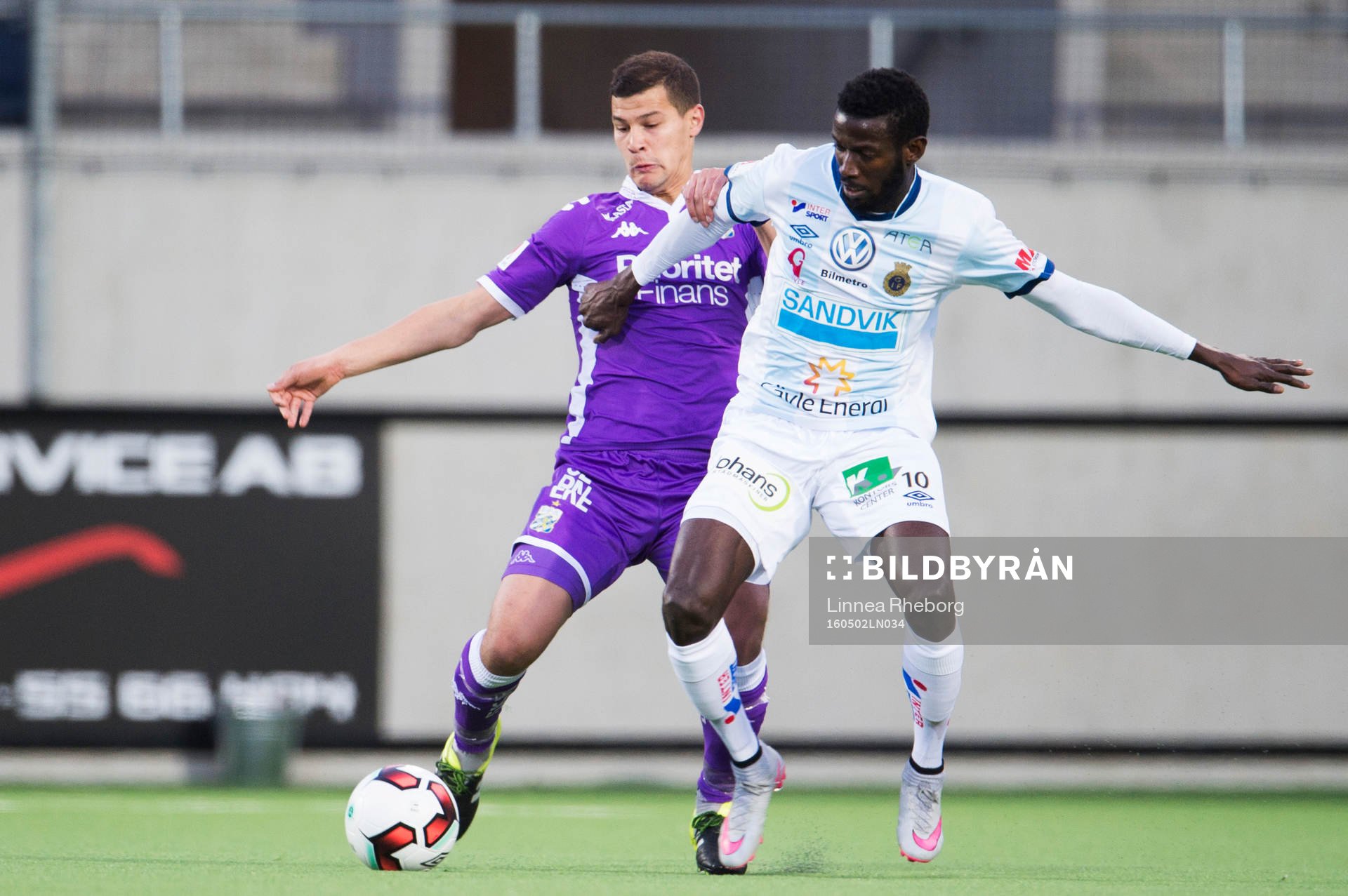 Gefles Dioh Williams och IFK Göteborgs Mauricio Albornoz