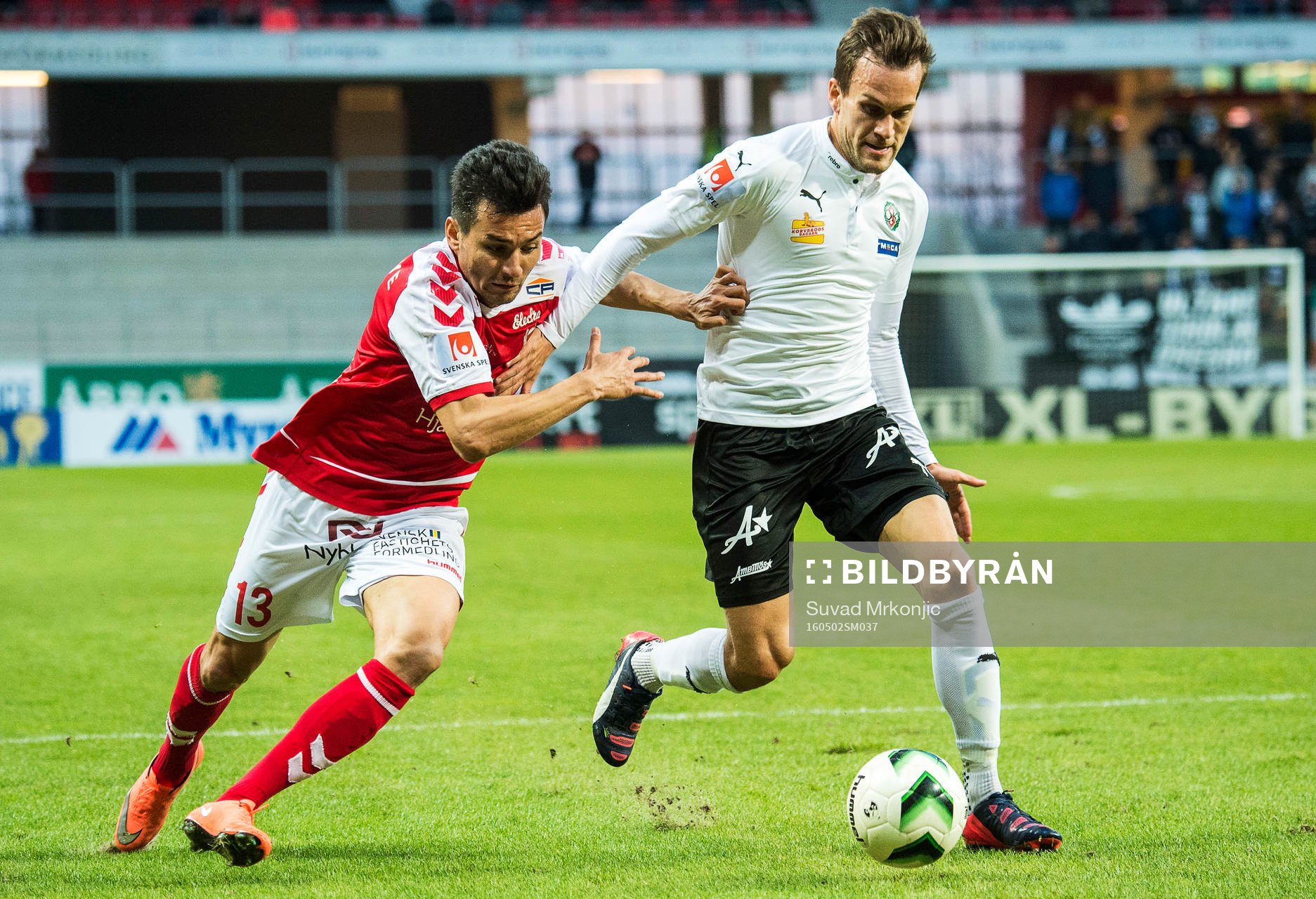 Kalmars Emin Nouri och Örebros Logi Valgardsson