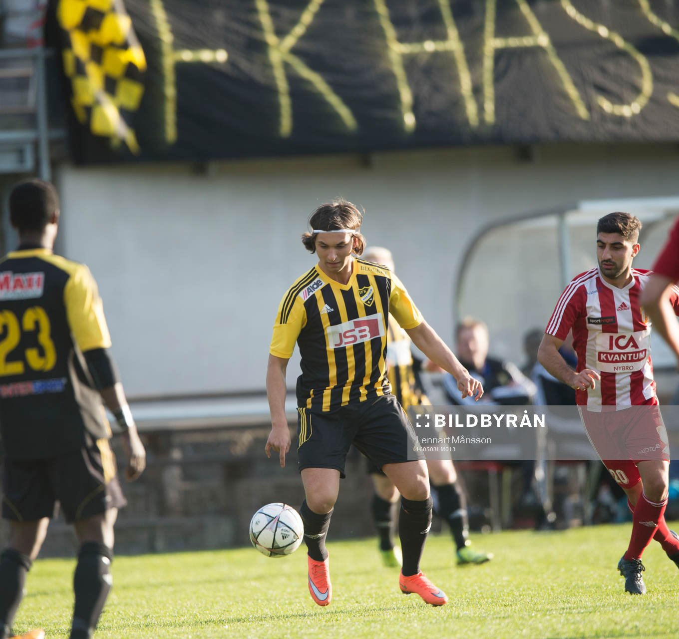 IFK Hässleholms Mert Yanev i matchen i division 2 mellan