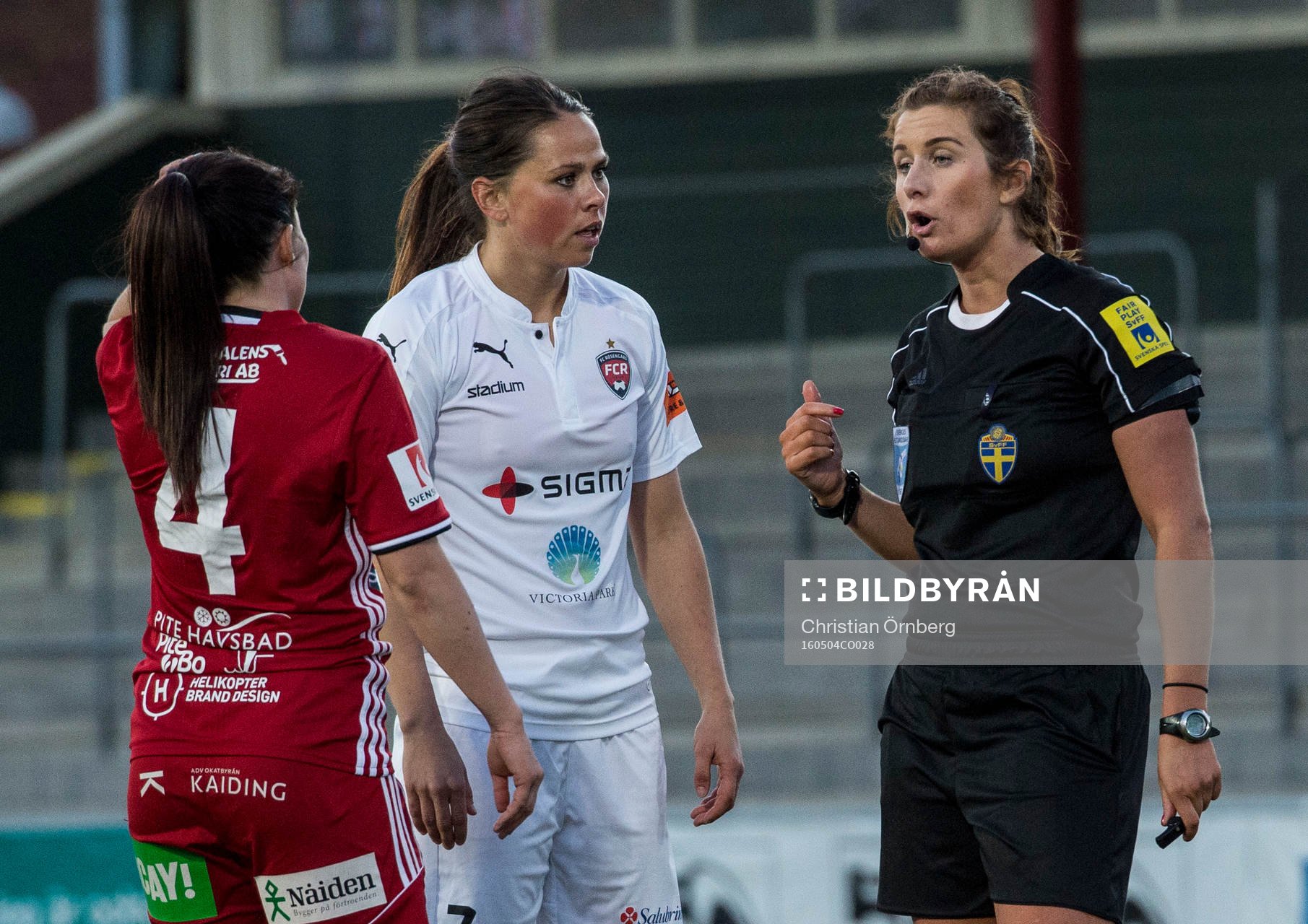 Piteås Josefin Johansson och Rosengårds Sara Björk