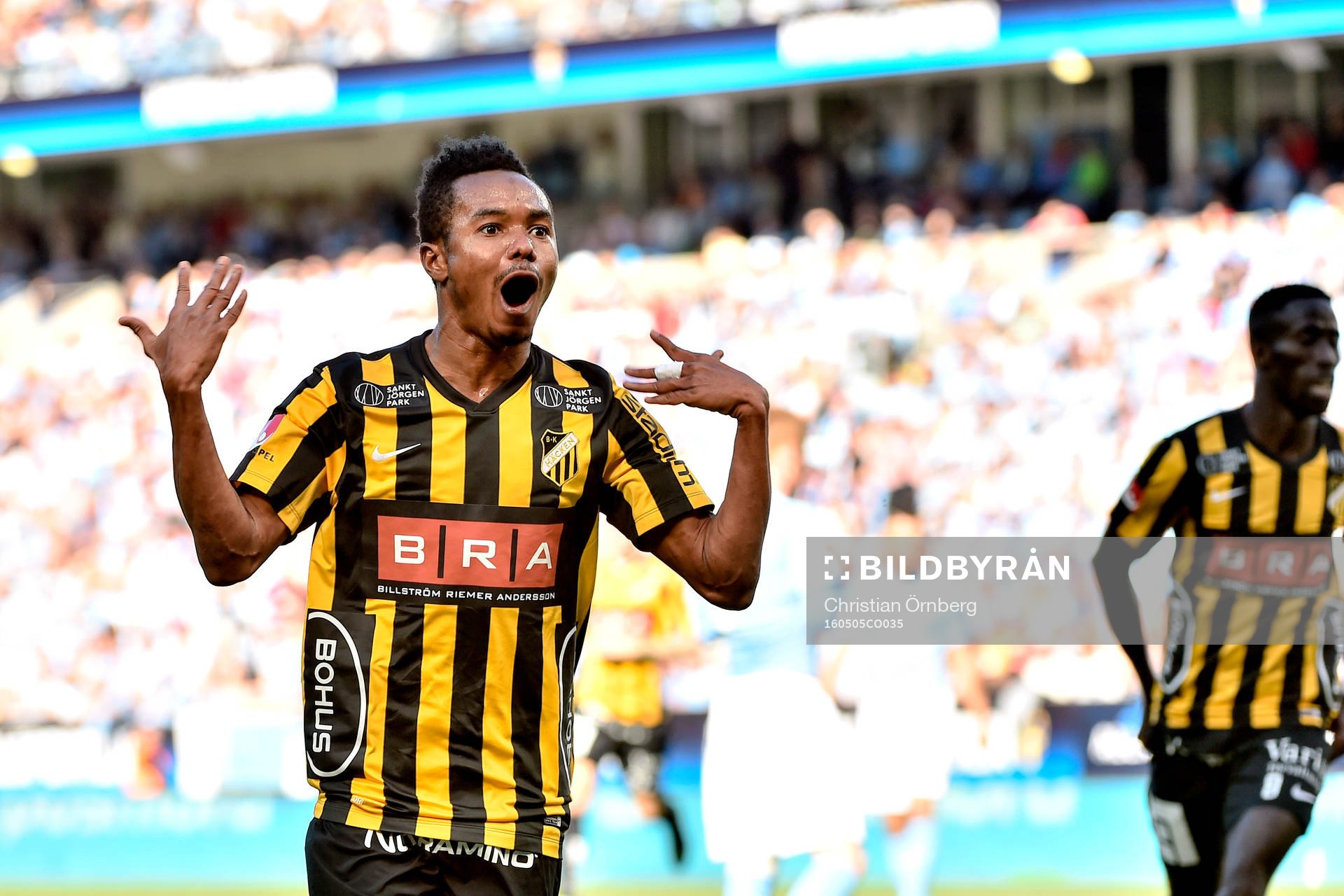 Häckens Nasiru Mohammed jublar