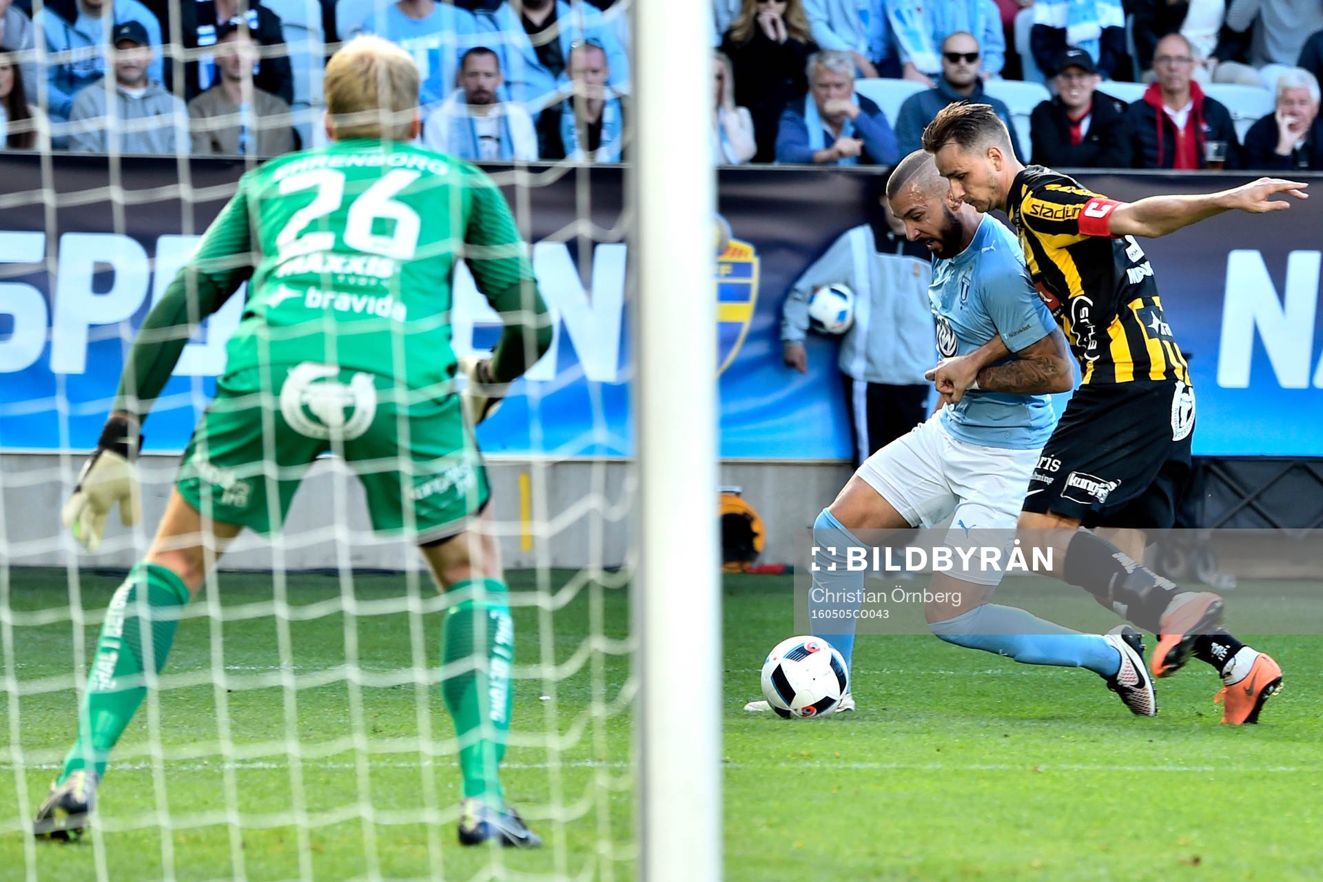 Malmö FFs Guillermo Molins och Häckens Jasmin Sudic och