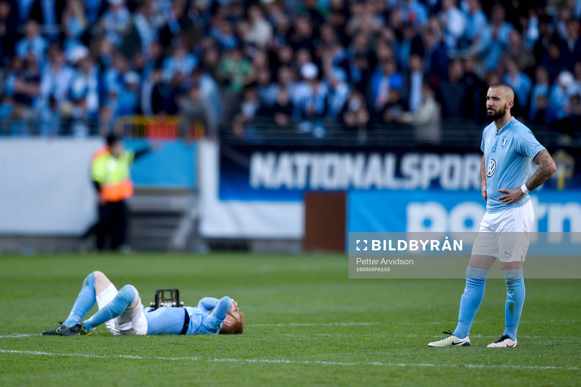 Malmö FFs Anders Christiansen och Guillermo Molins deppar