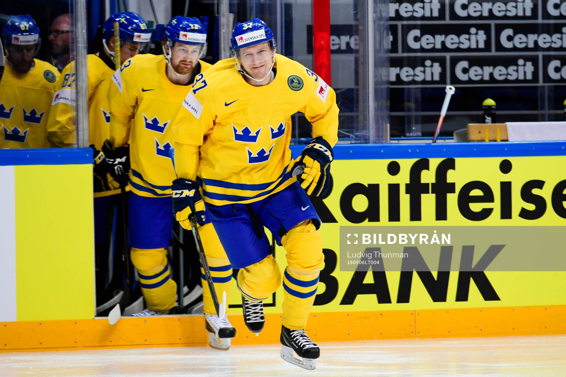 Sveriges Johan Norman före ishockeymatchen i Ishockey-VM