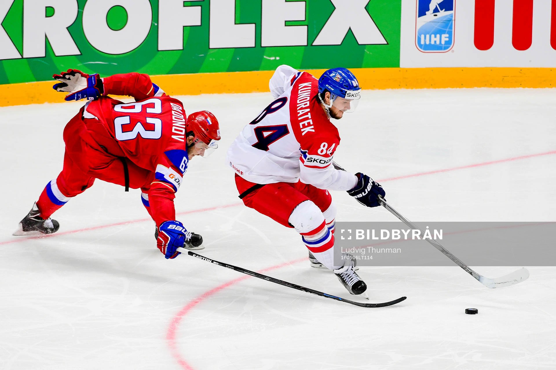 Rysslands Yevgeni Dadonov och Tjeckiens Tomas Kundratek
