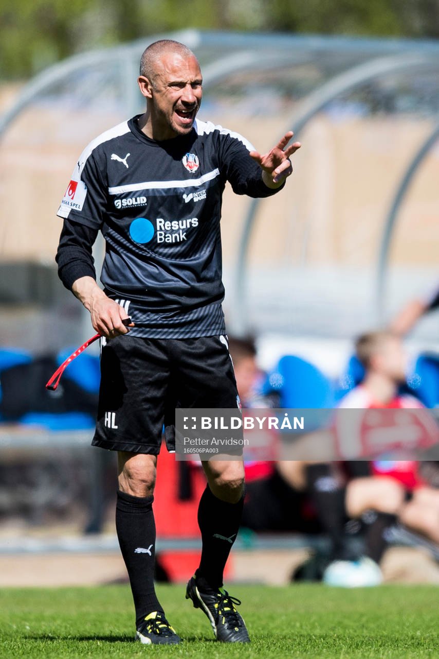 Manager Henrik Larsson