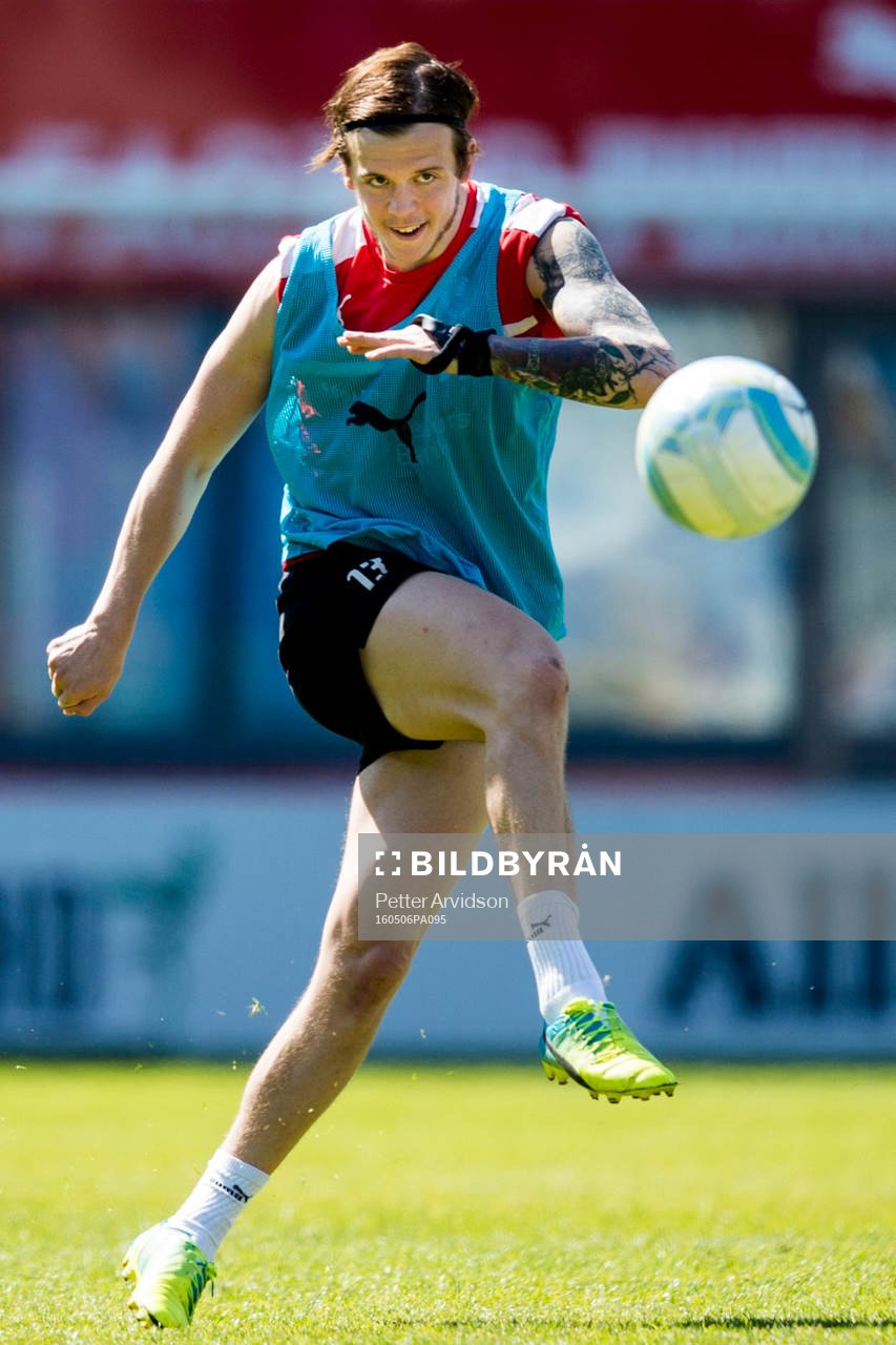 Alexander Achinioti-Jönsson