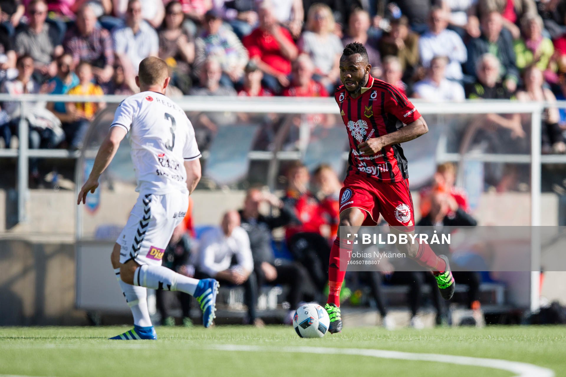 Östersunds Michael Omoh mot Kalmars Sebastian