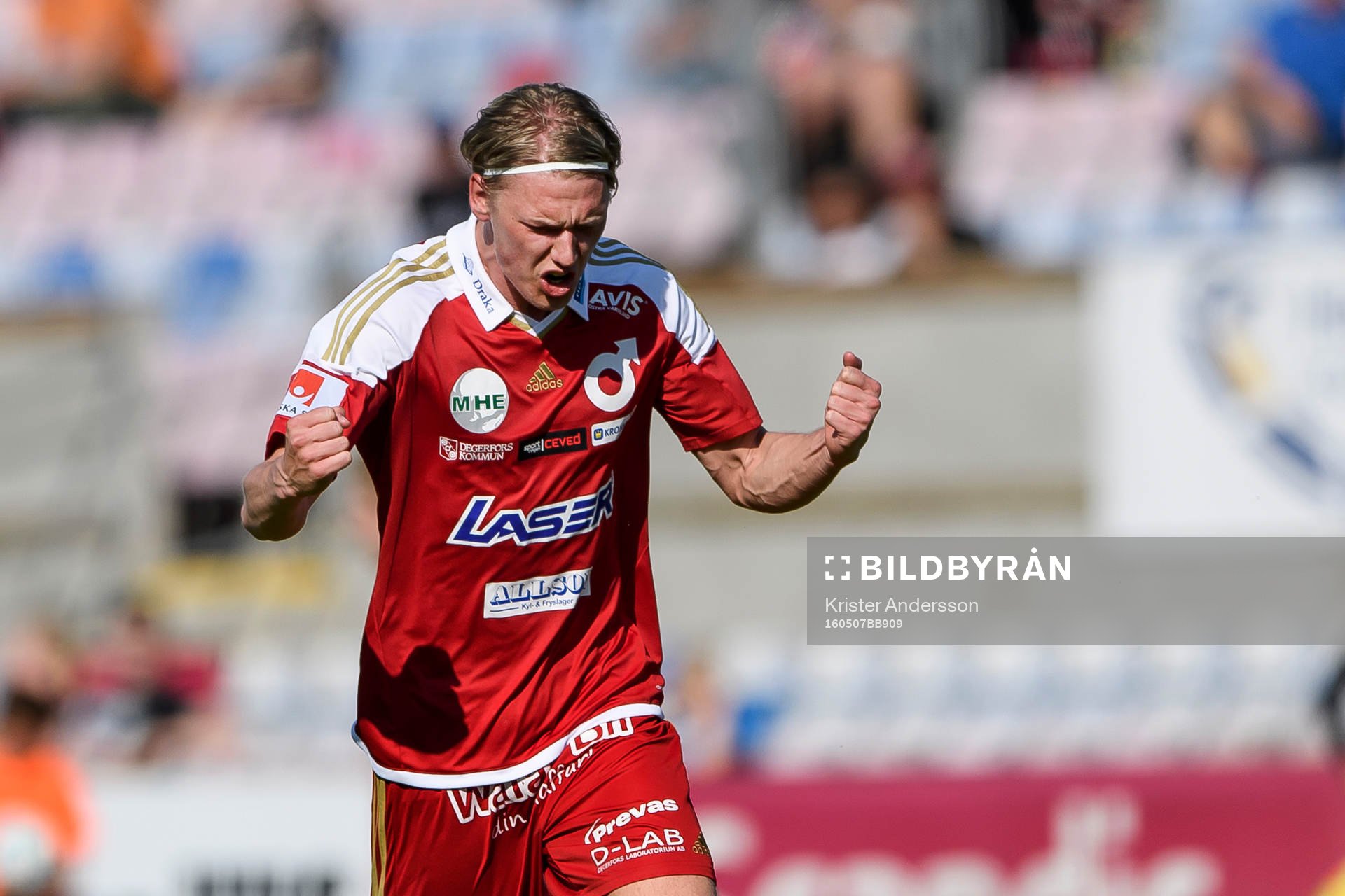 Degerfors Hampus Zackrisson jublar