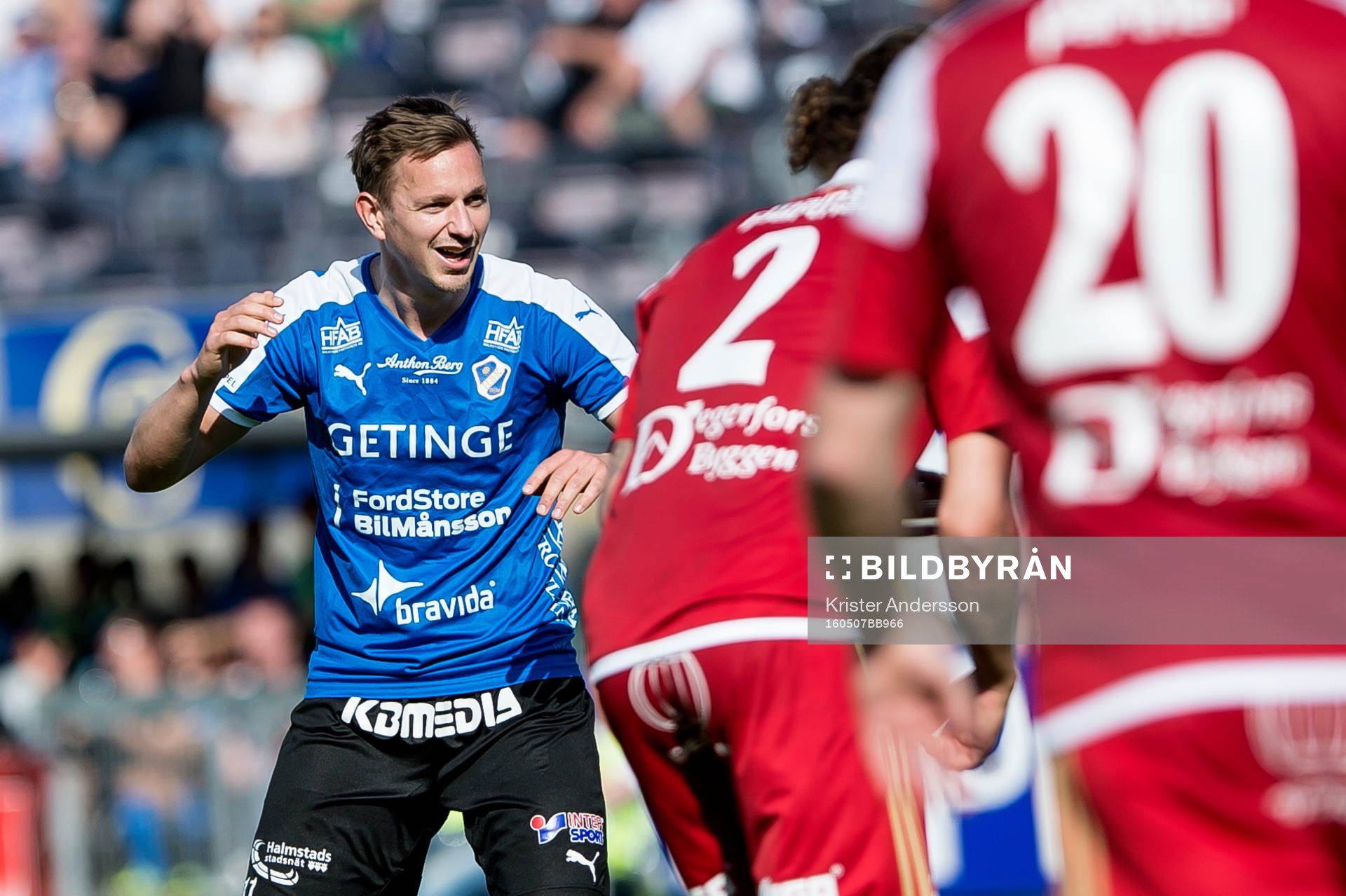 Halmstads Fredrik Olsson ser sin nick gå i stolpen