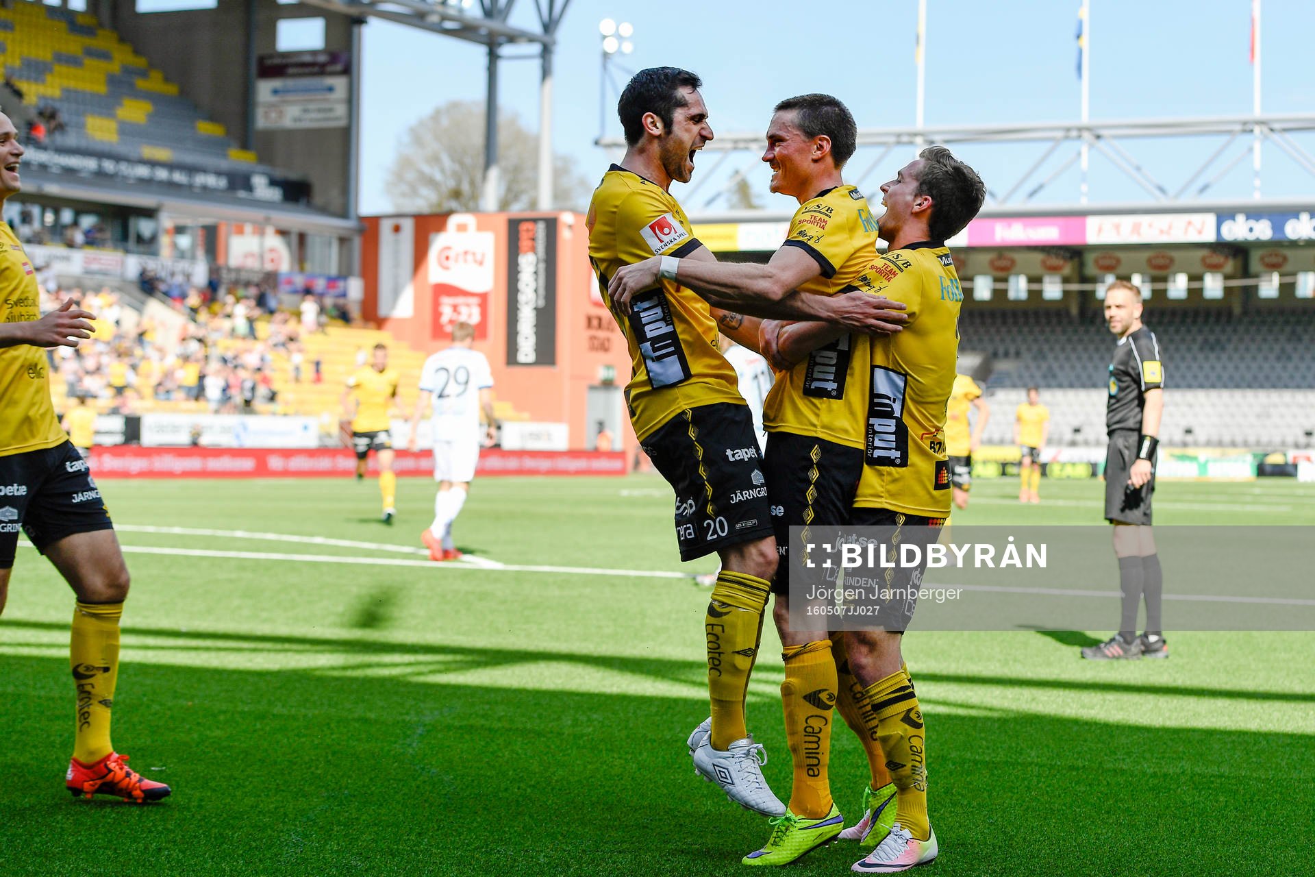 Elfsborgs Lasse Nilsson, Emir Bajrami Adam Lundqvist jublar