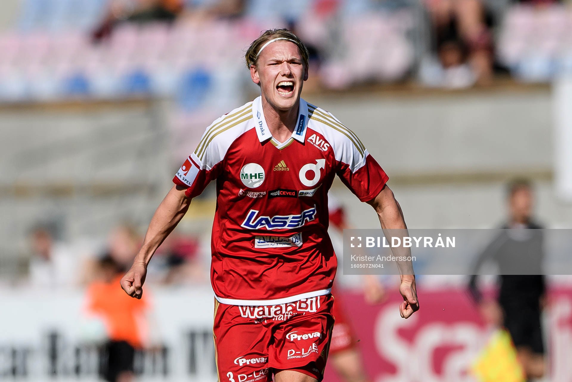 Degerfors Hampus Zackrisson jublar