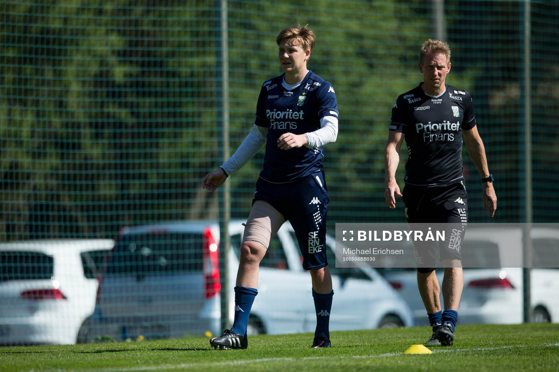 IFK Göteborgs målvakt Oliver Gustafsson tvingas avbryta