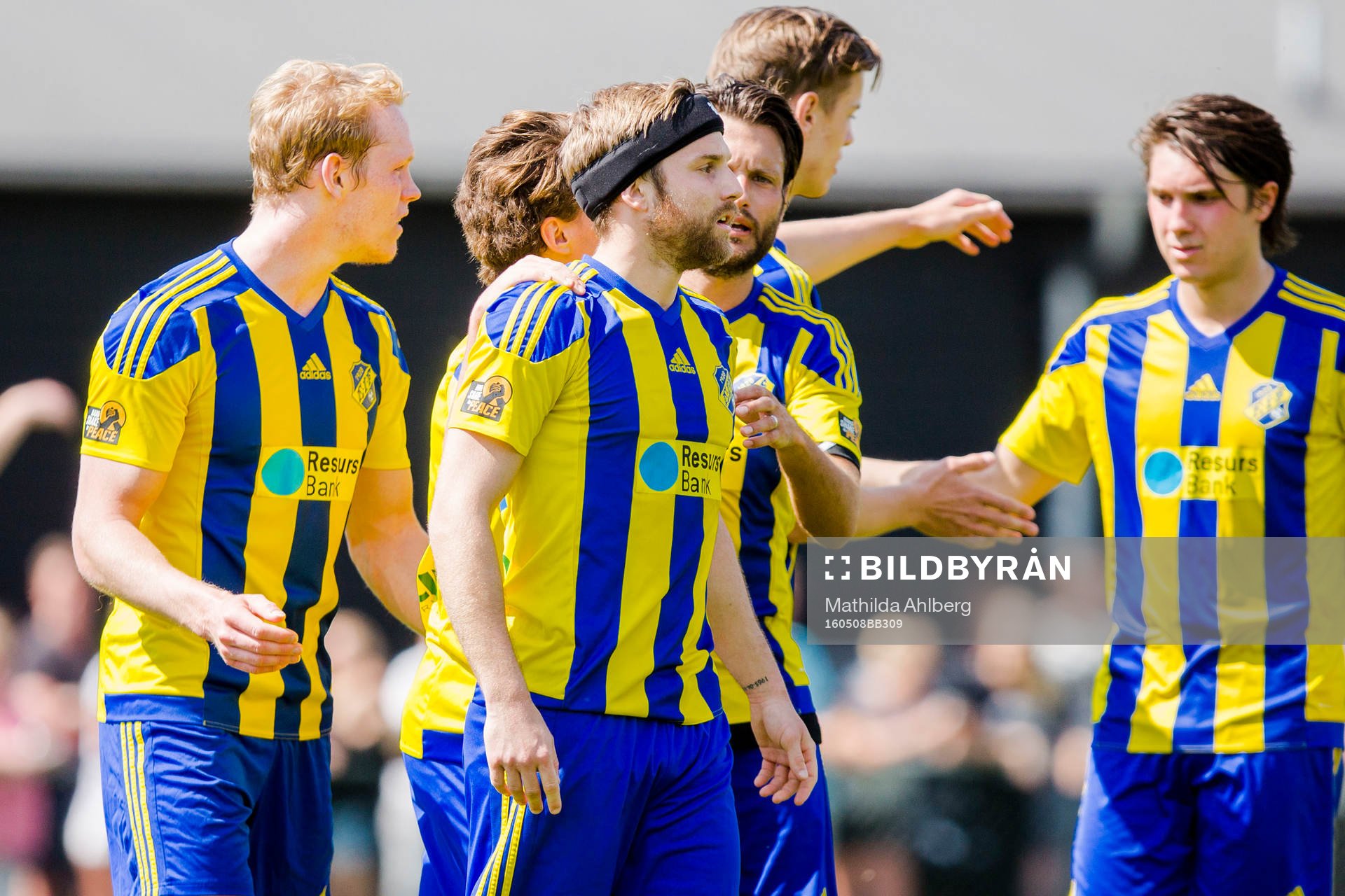 Eskilsminnes Emil Åberg jublar