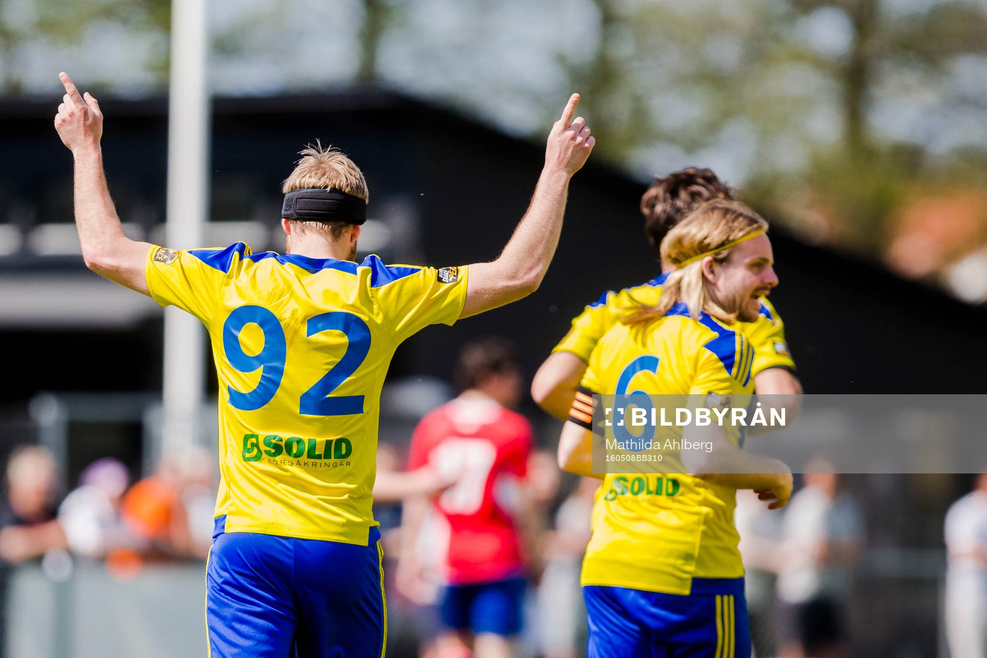 Eskilsminnes Emil Åberg jublar