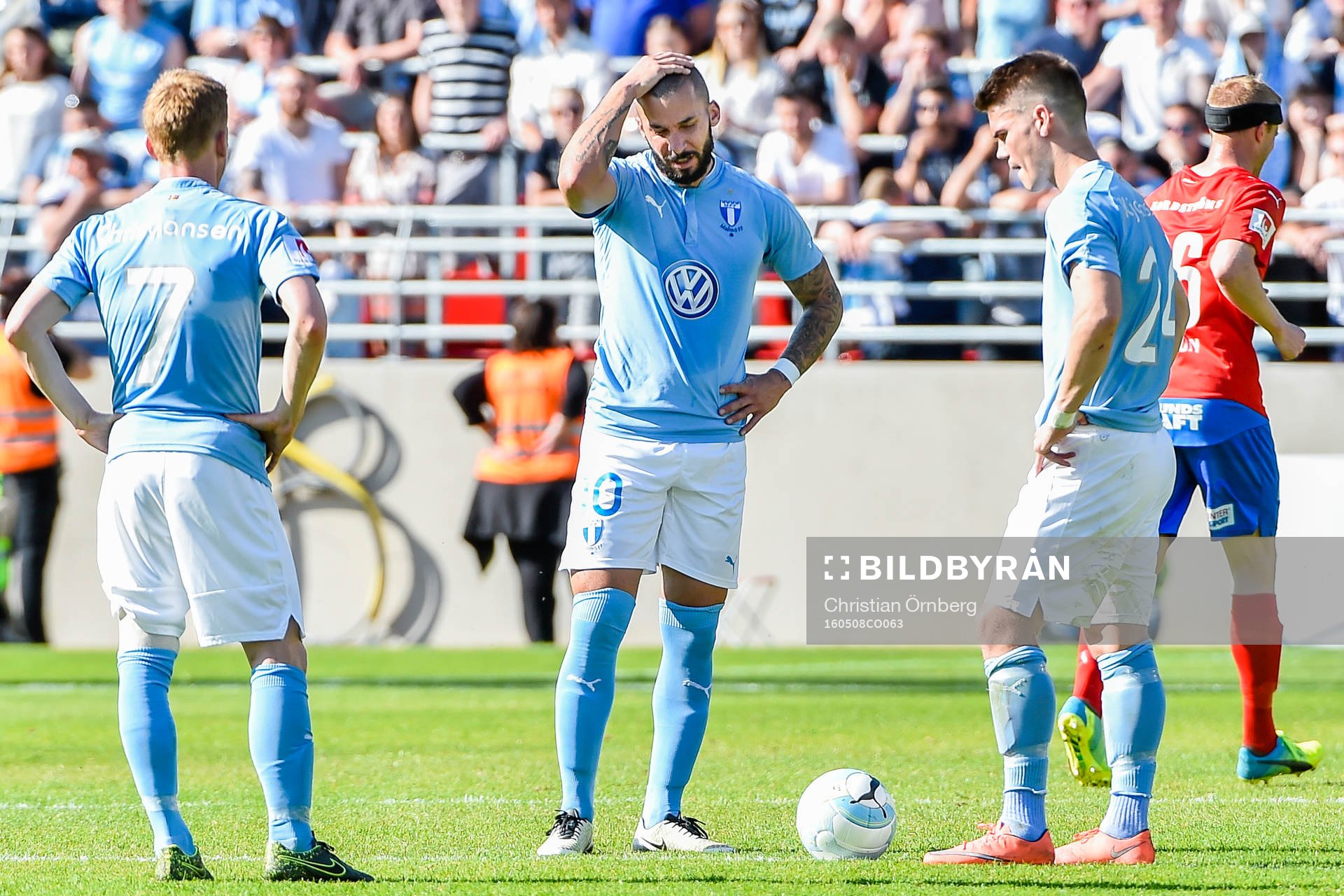 Malmö FFs Guillermo Molins deppar