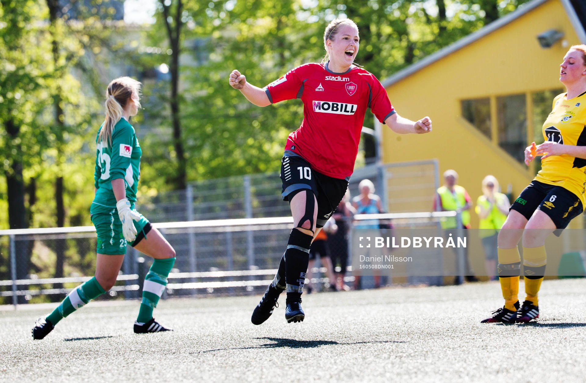 s Michaela Johnsson jublar