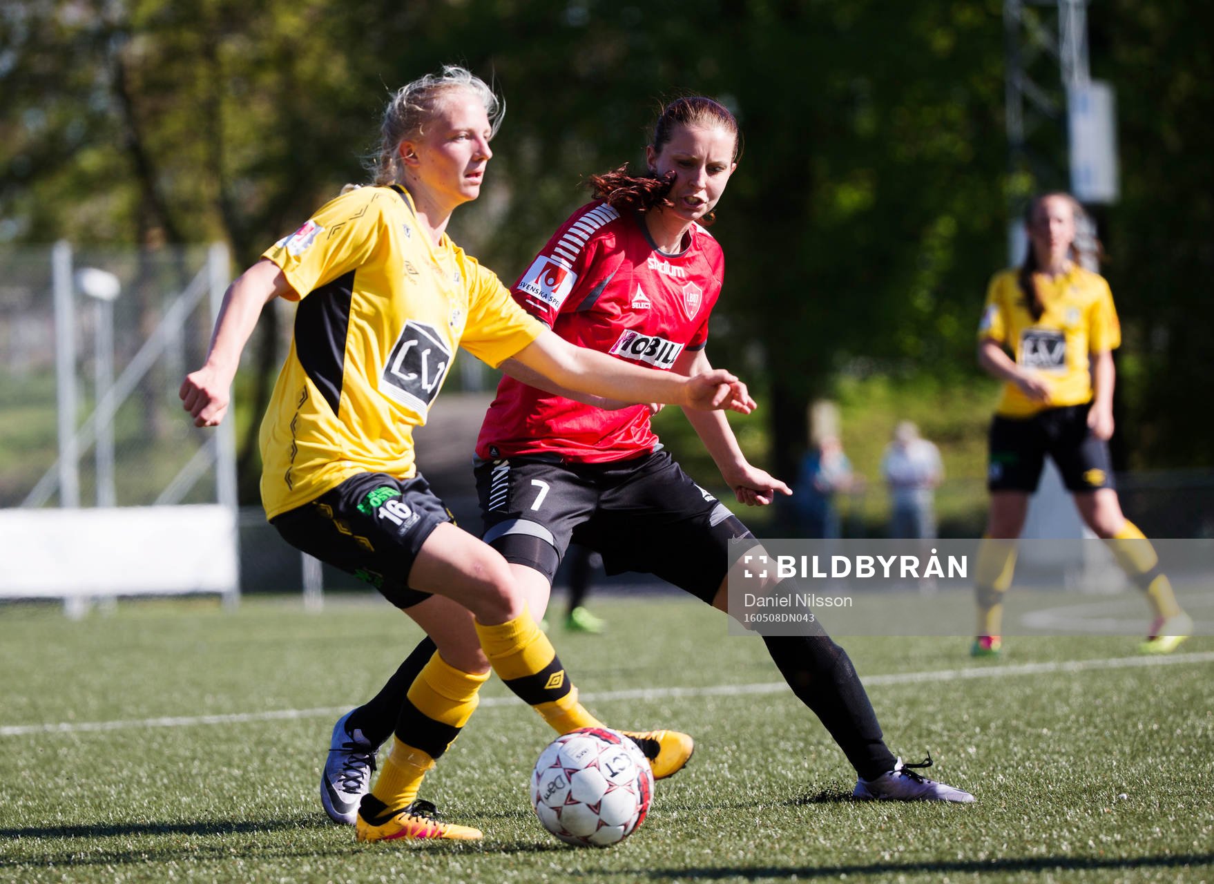 s Malin Gunnarsson och Ältas  Astrid Larsson