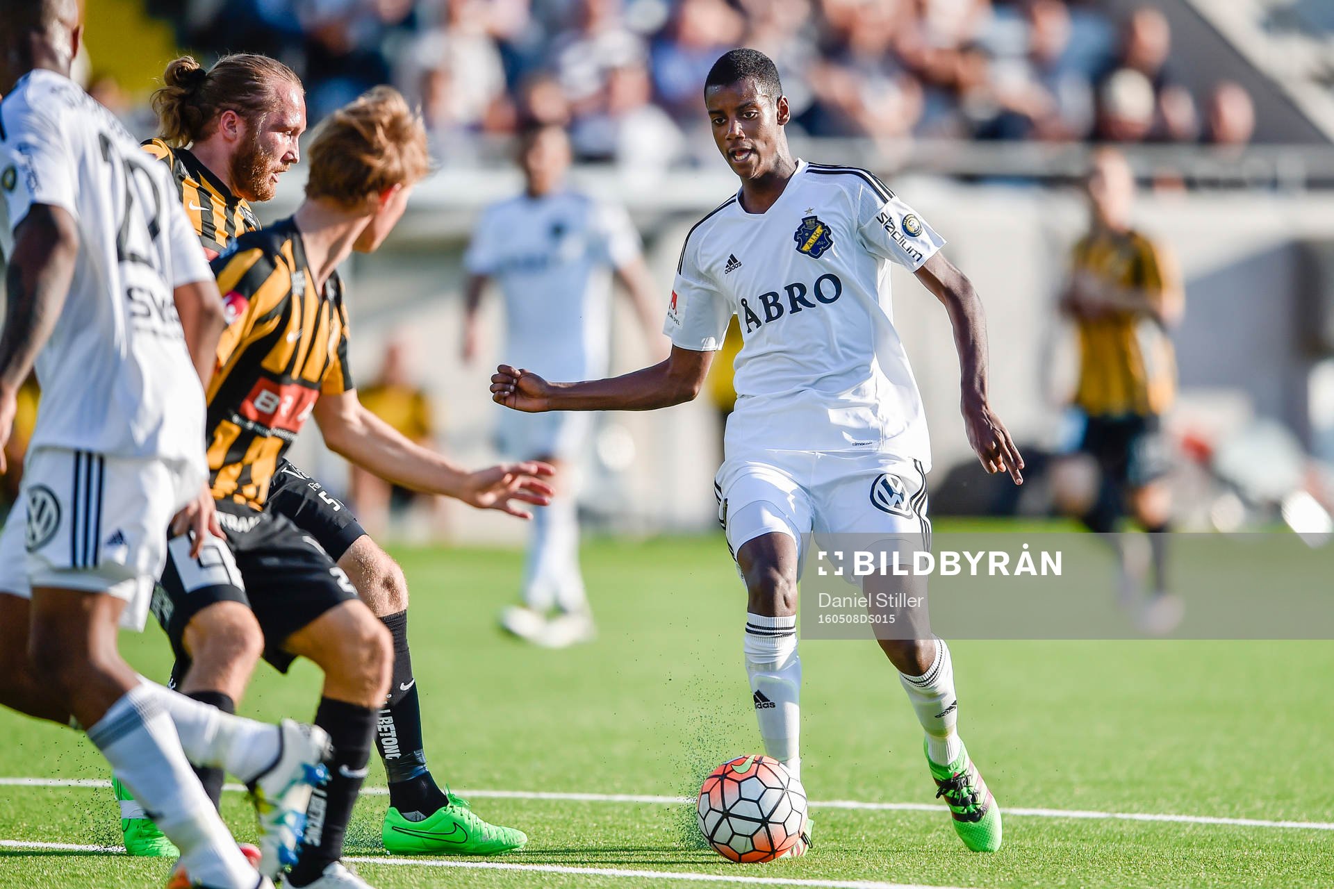 s Alexander Isak