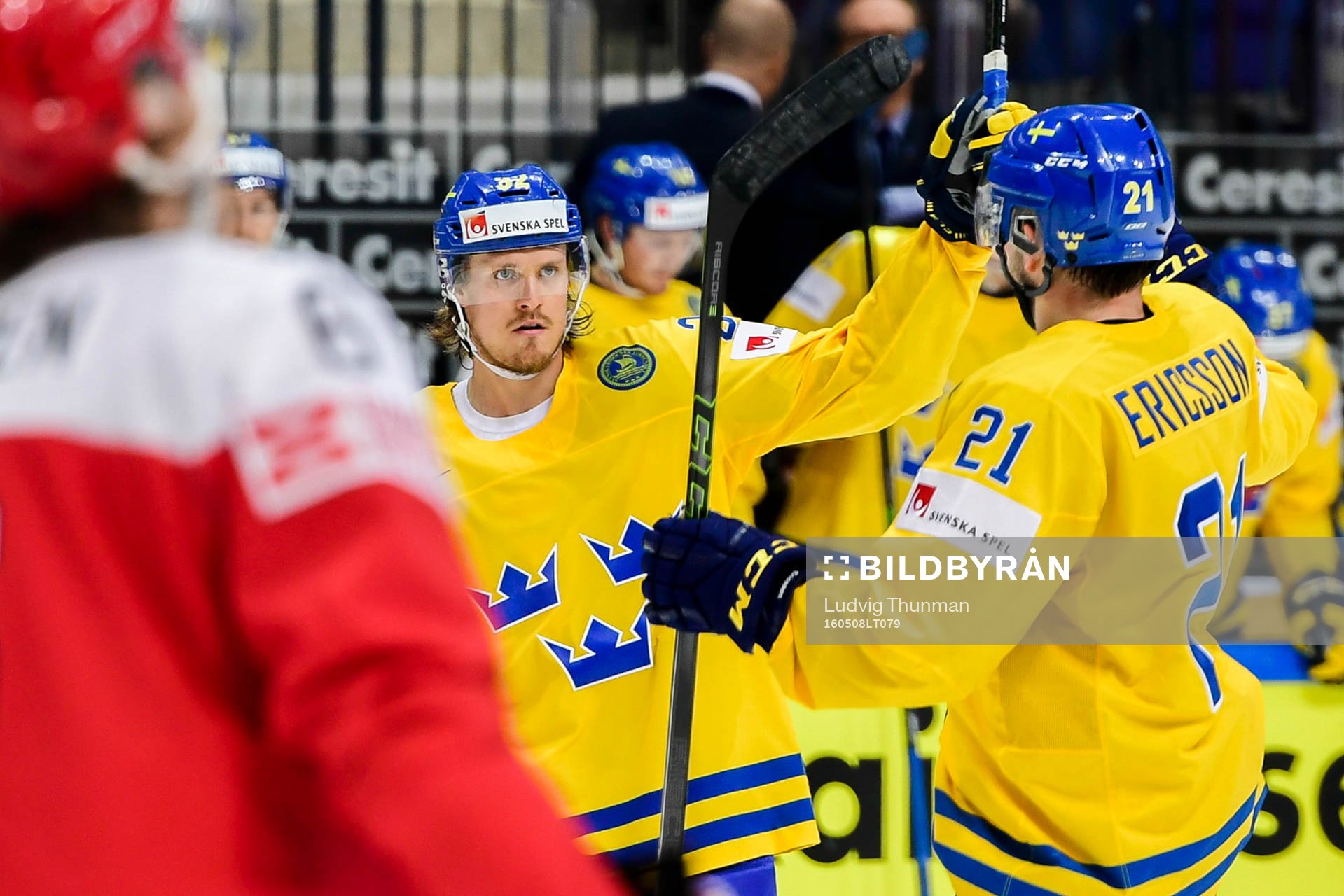 Sveriges Magnus Nygren jublar