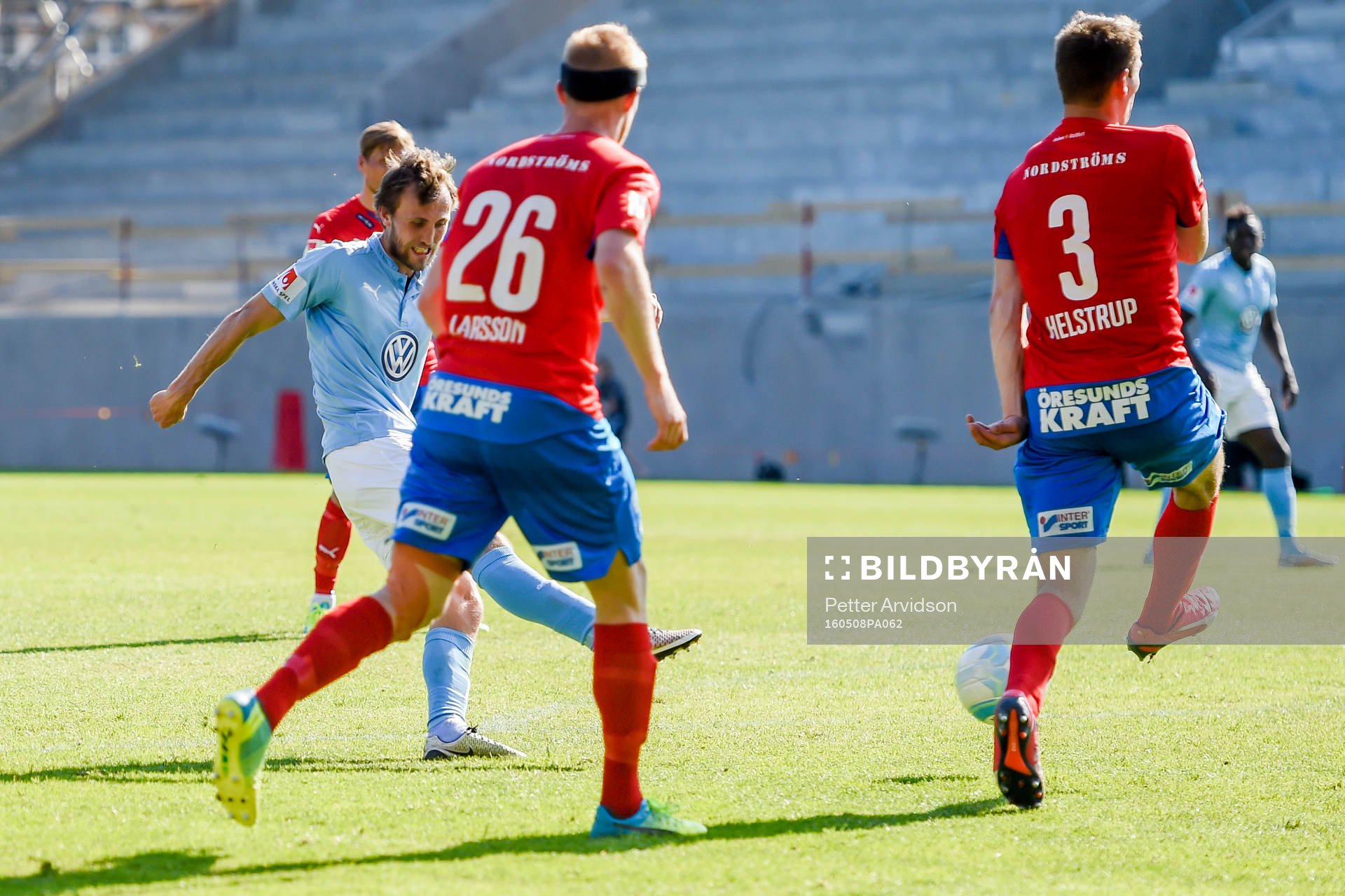 Malmö FFs Magnus Wolff Eikrem reducerar till 2-1 i
