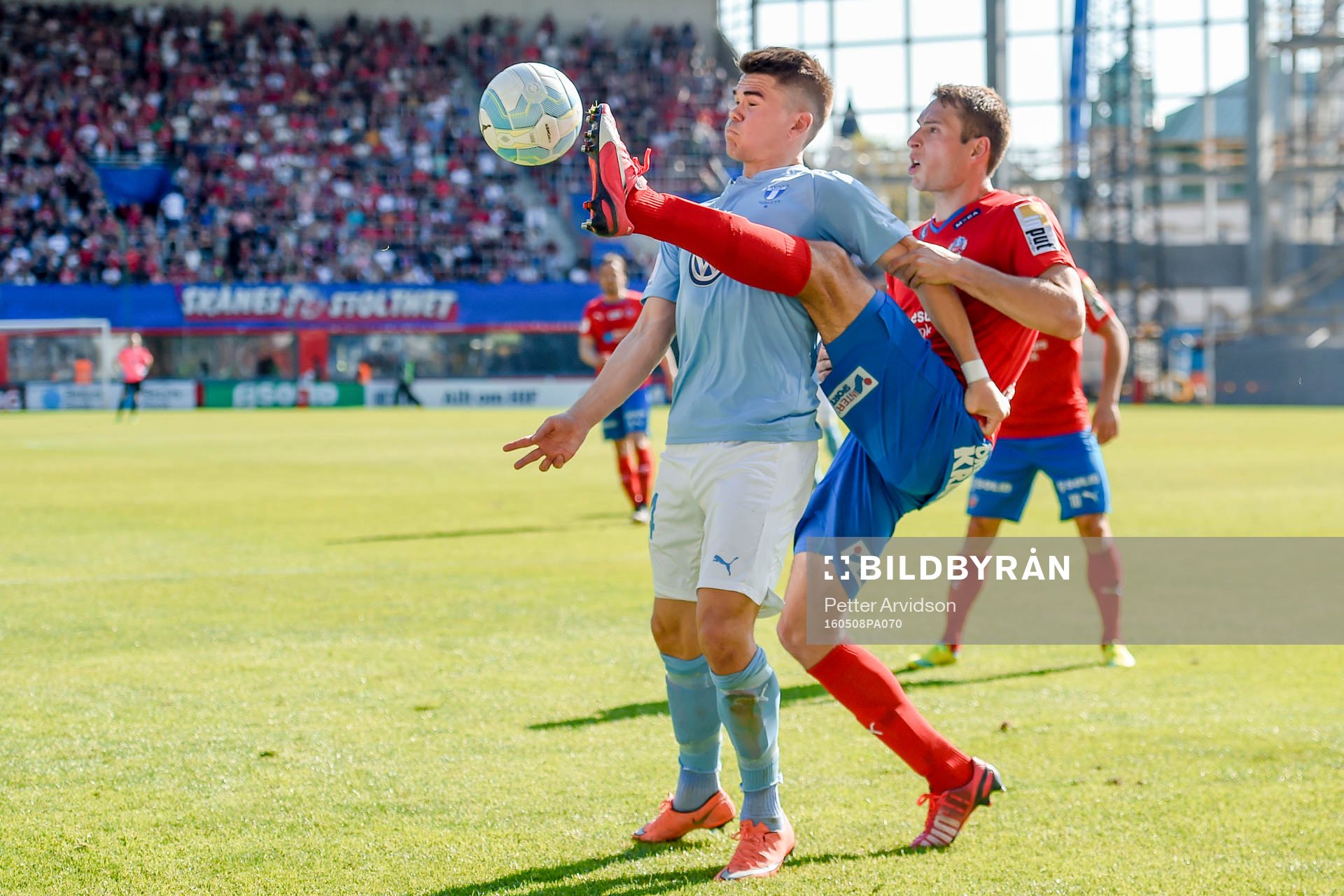 Malmö FFs Vidar Örn Kjartansson och  Helsingborgs