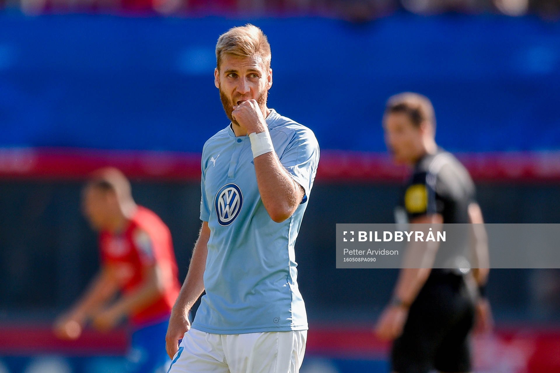 Malmö FFs Rasmus Bengtsson deppar
