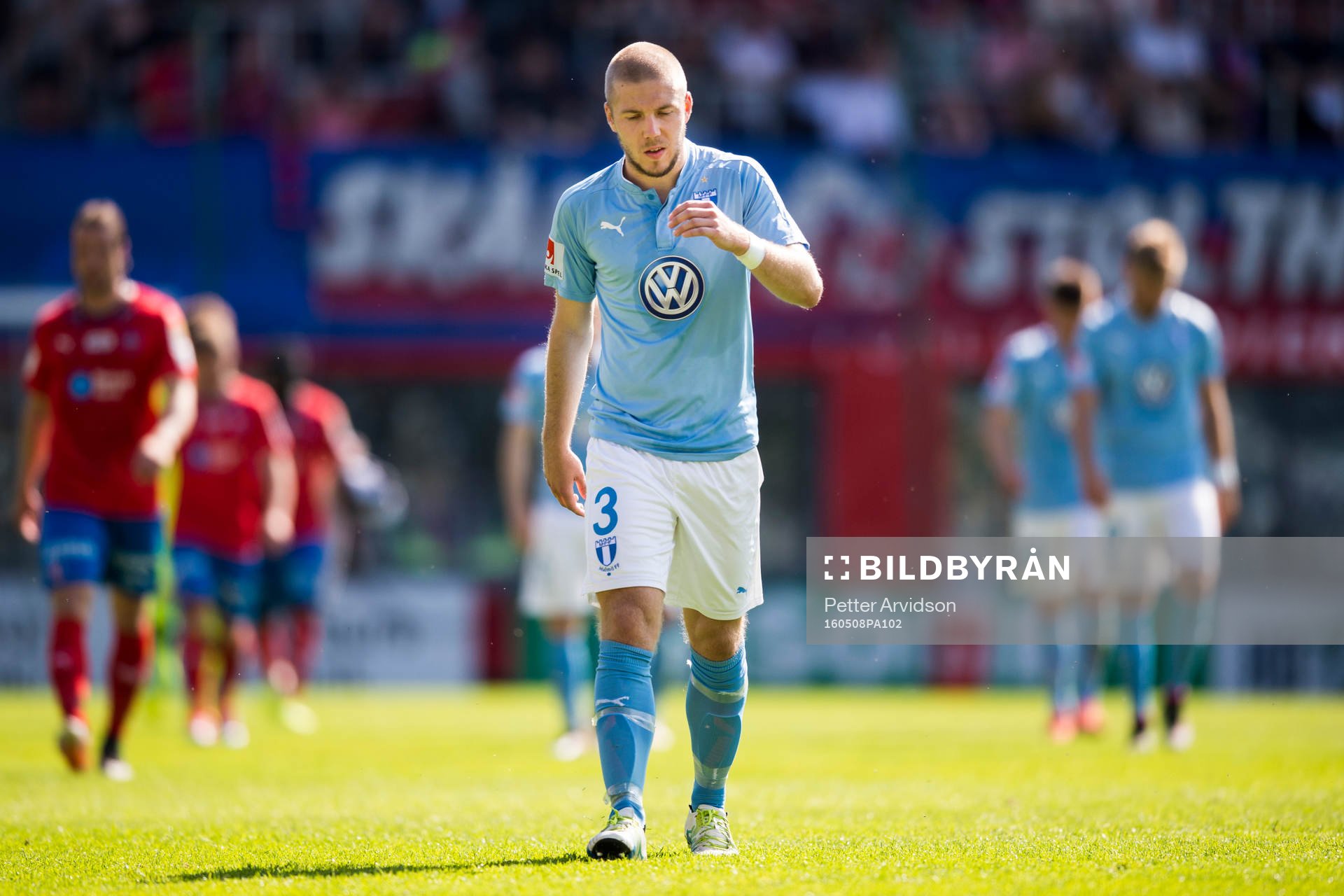 Malmö FFs Anton Tinnerholm deppar