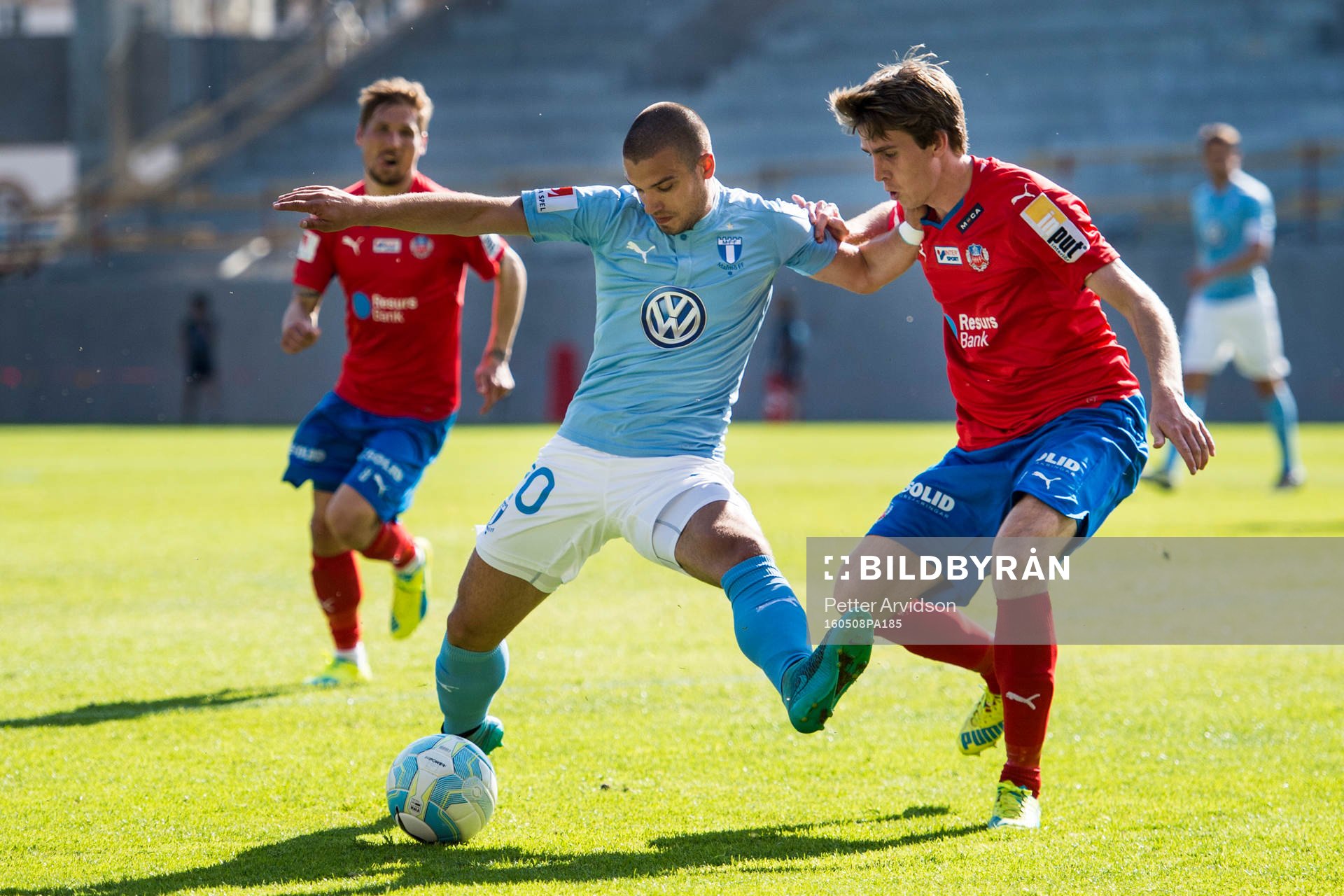 Malmö FFs Vladimir Rodic och Helsingborgs Adam Eriksson