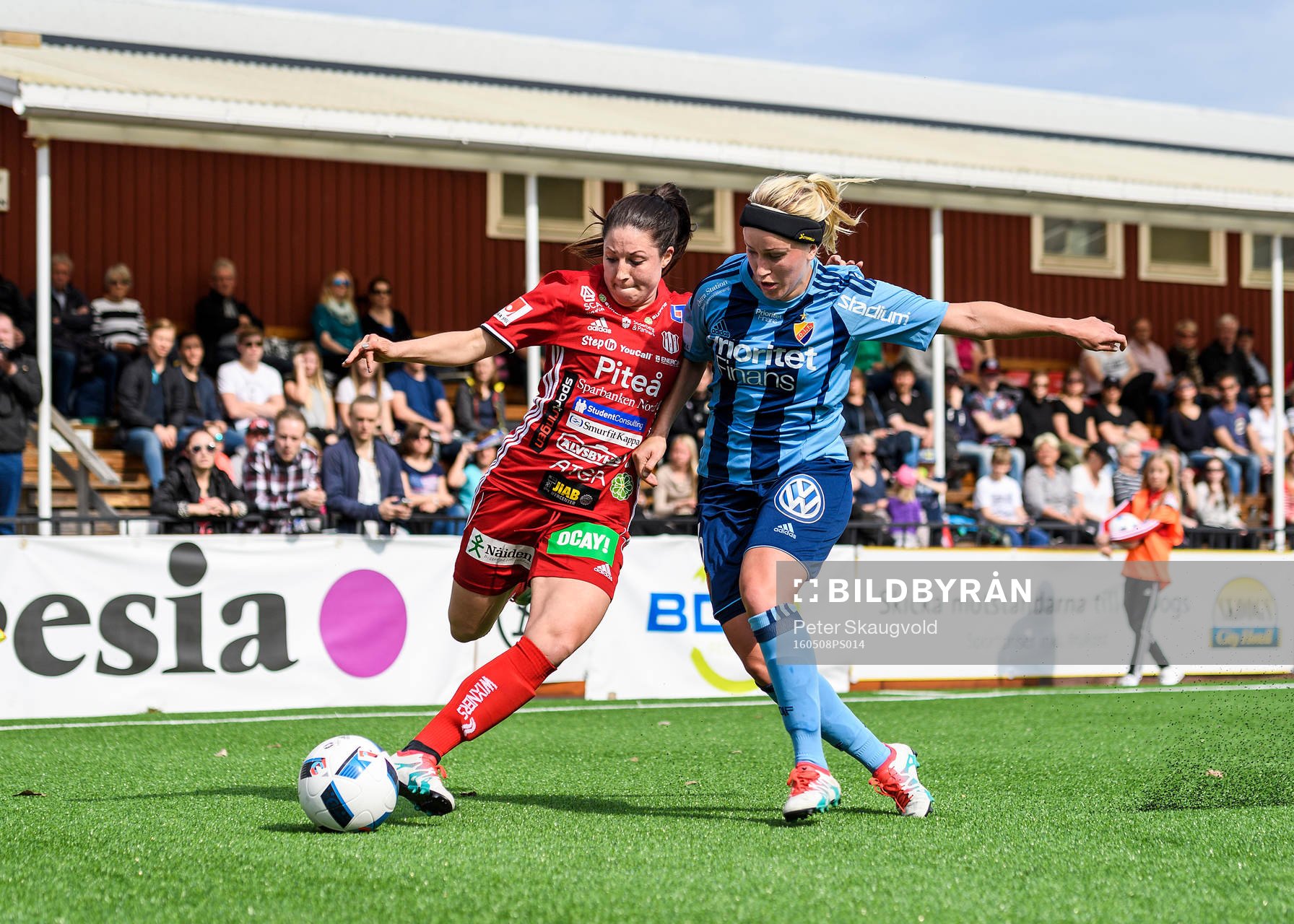 Piteås Josefin Johansson och Djurgårdens Annika Kukkonen