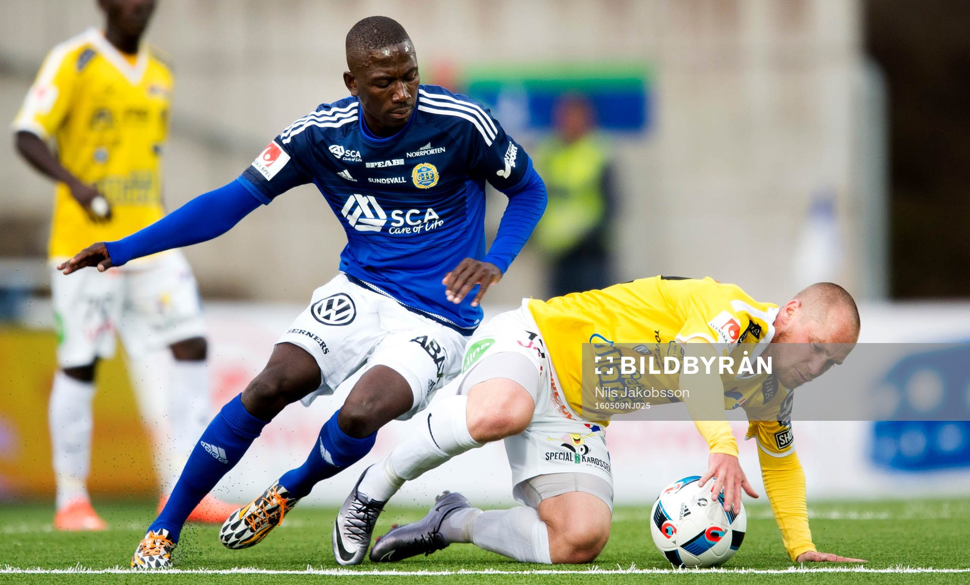 Sundsvalls Pa Amat Dibba och Falkenbergs Christoffer