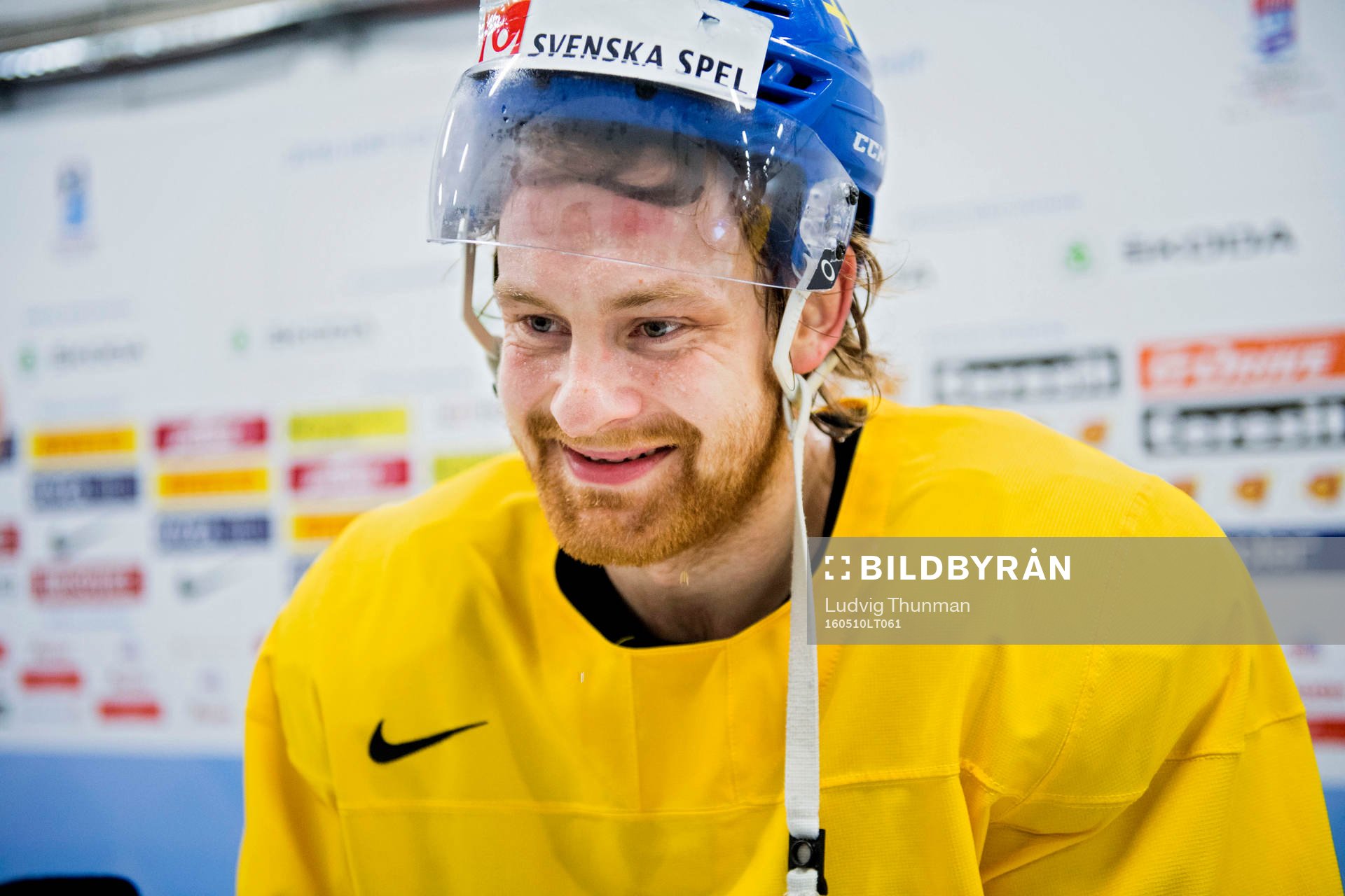 Mattias Ritola i mixade zonen