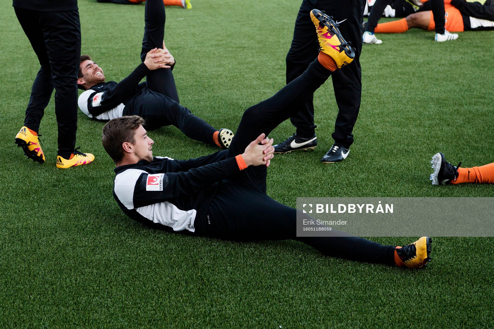 Athletics Filip Rogic stretchar
