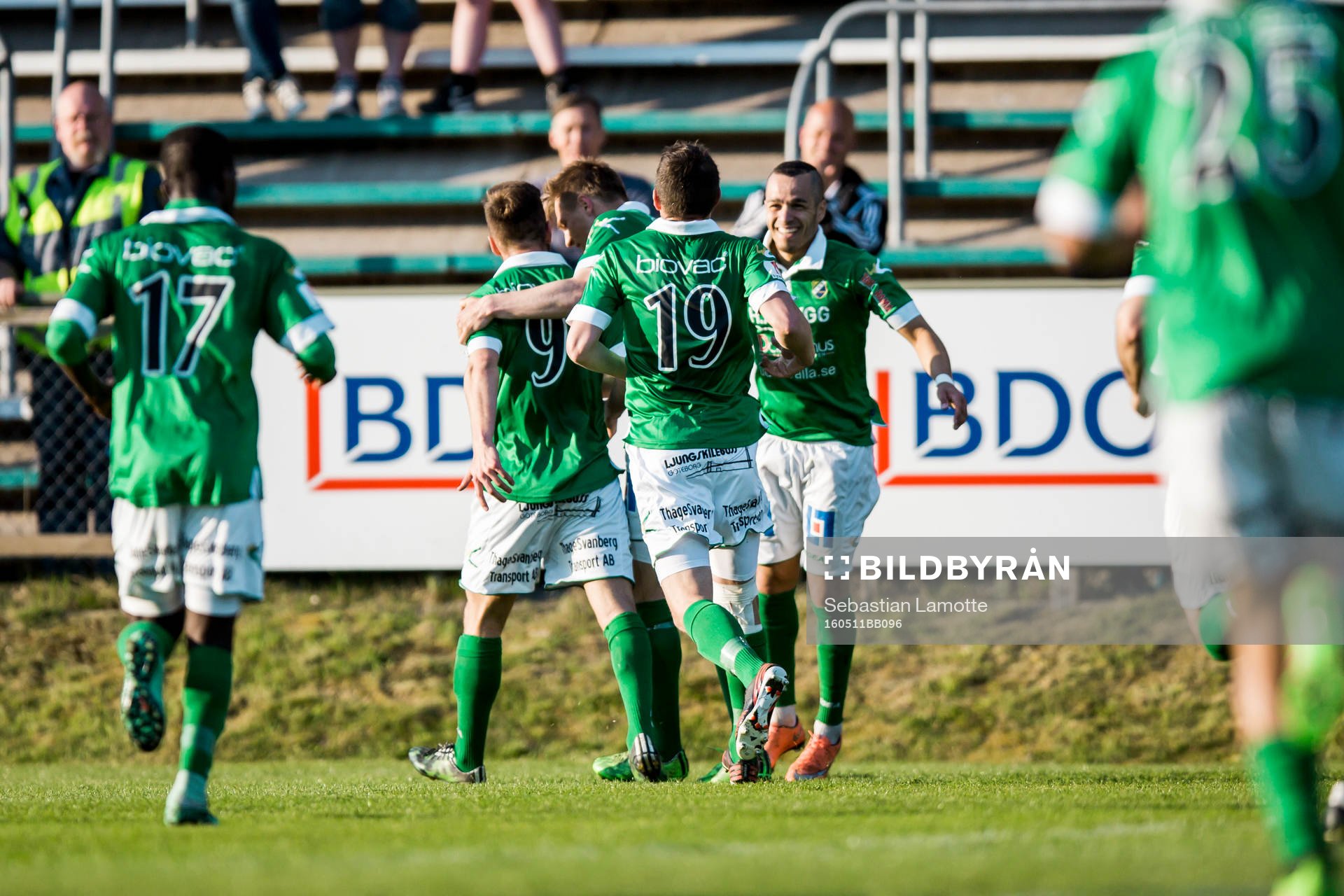 Ljungskiles Admir Bajrovic har kvitterat till 1-1 och