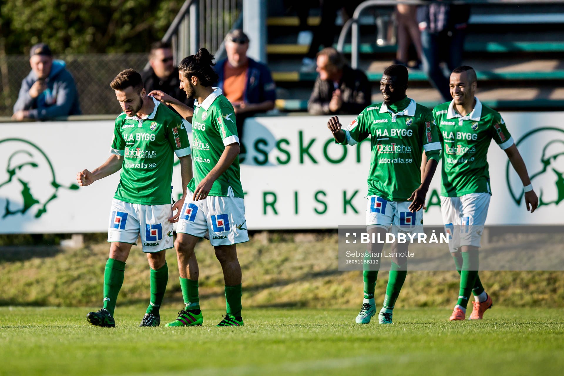 Ljungskiles Admir Bajrovic har kvitterat till 1-1 och