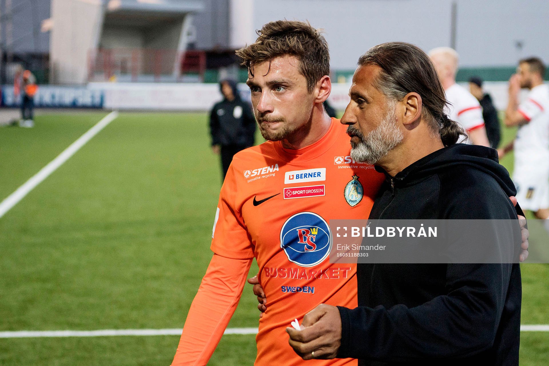 Athletics Filip Rogic och tränare Özcan Melkemichel