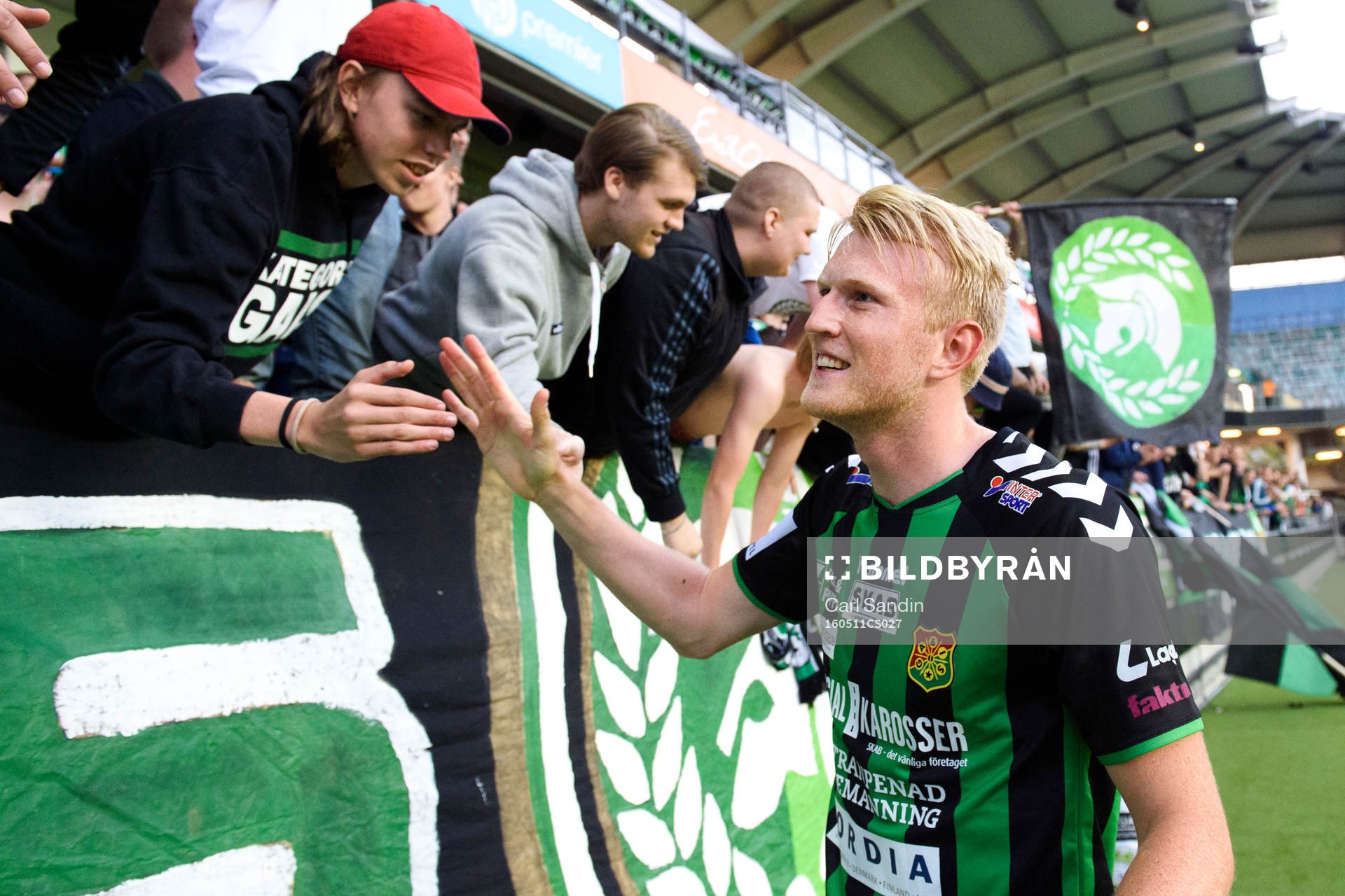 GAIS Carl Nyström tackar publiken