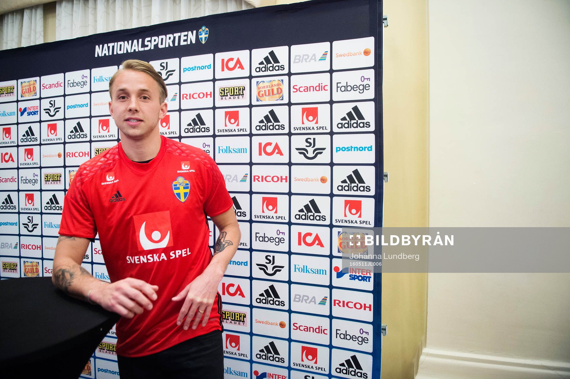 Patrik Carlgren under en presskonferens där EM-truppen presenteras den 11 maj 2016 i Stockholm.