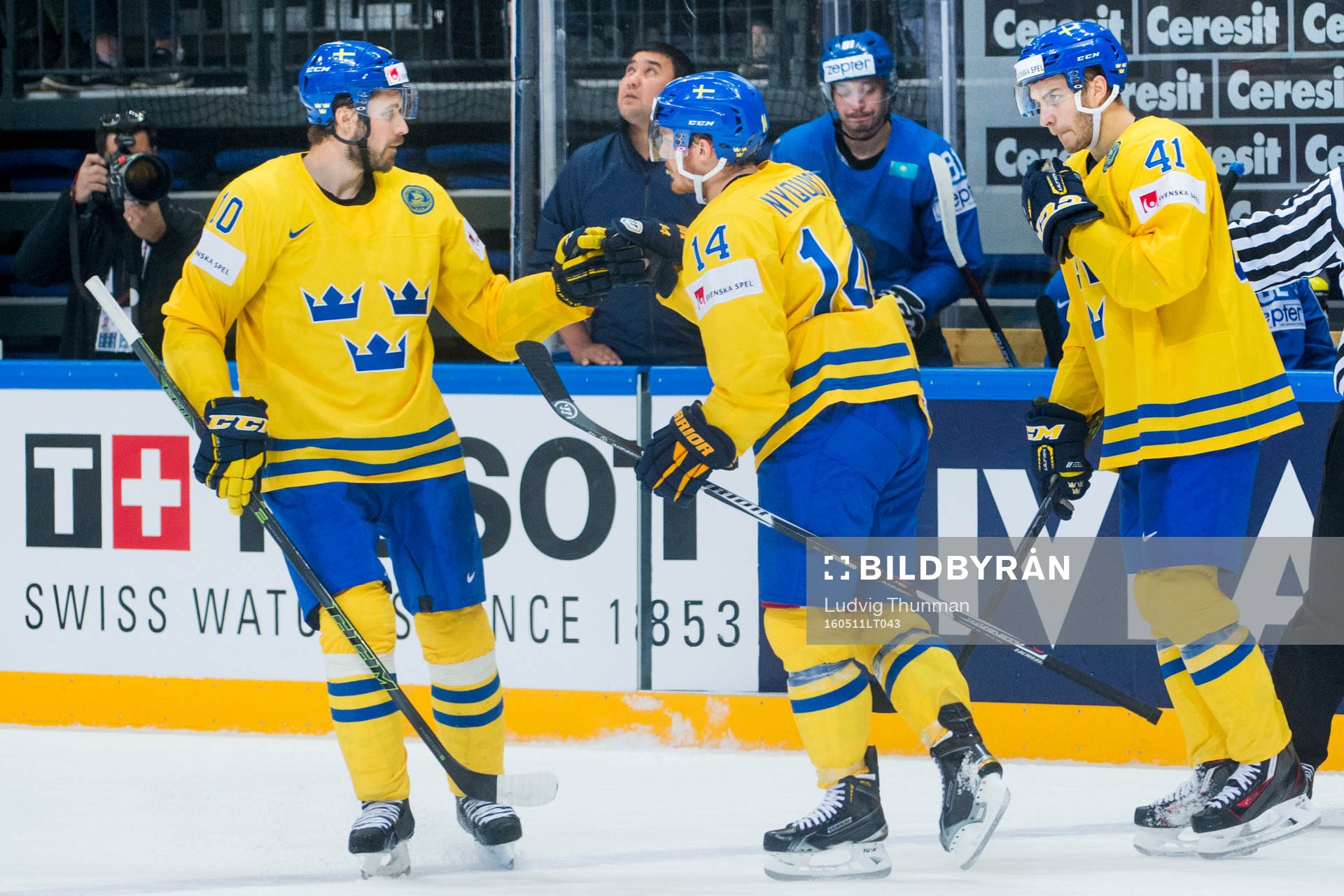 Sveriges Johan Fransson och Alexander Wennberg jublar med