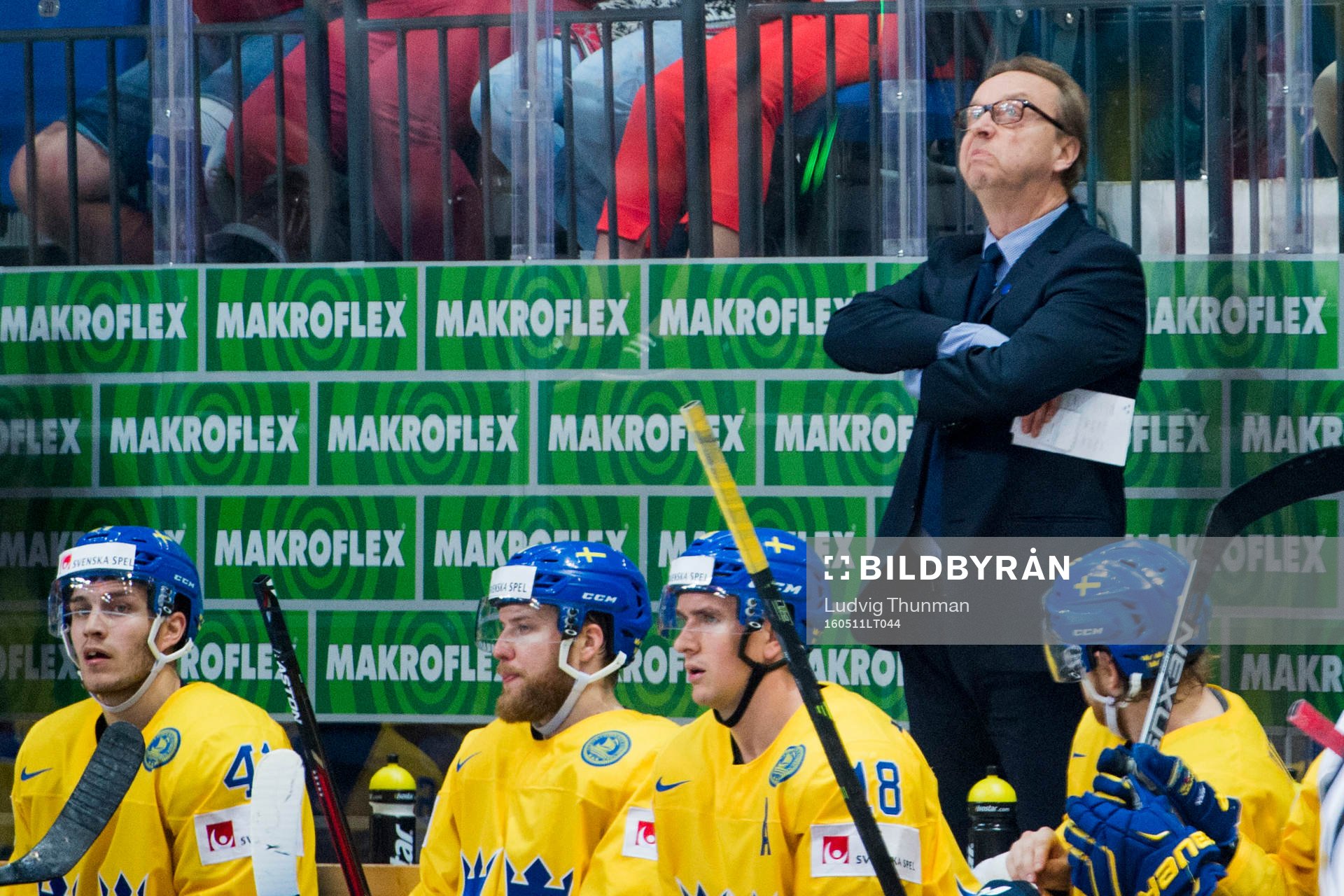 Sveriges förbundskapten Pär Mårts på bänken